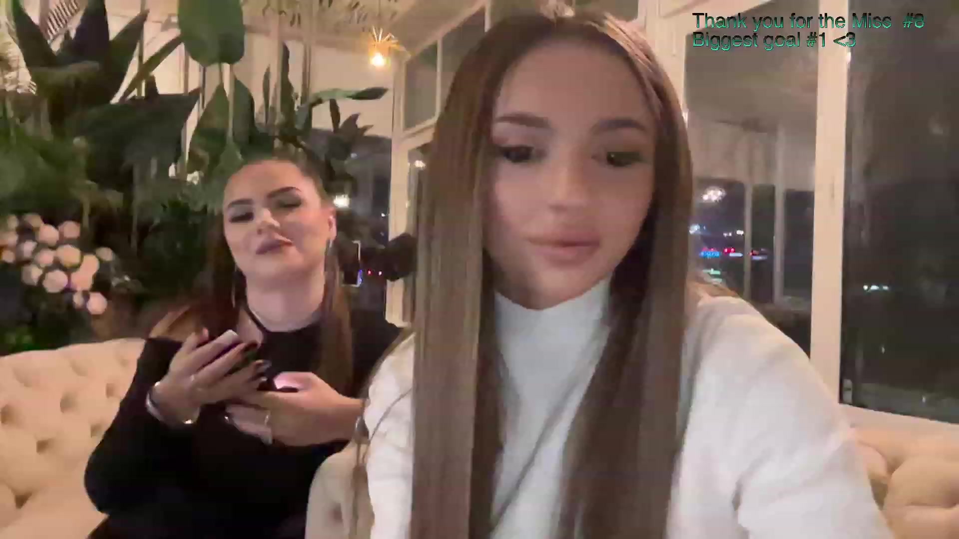 Gallery image thumbnail from Serene_Brown's myfreecams stream on, 10/08/2023, 21:45 image 4 of 20