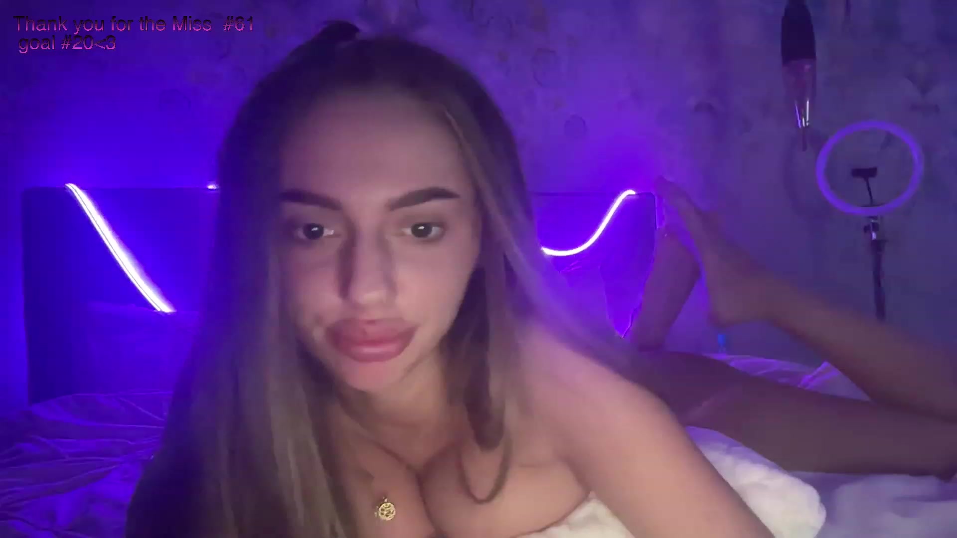 Gallery image thumbnail from Serene_Brown's myfreecams stream on, 11/11/2023, 22:36 image 10 of 20