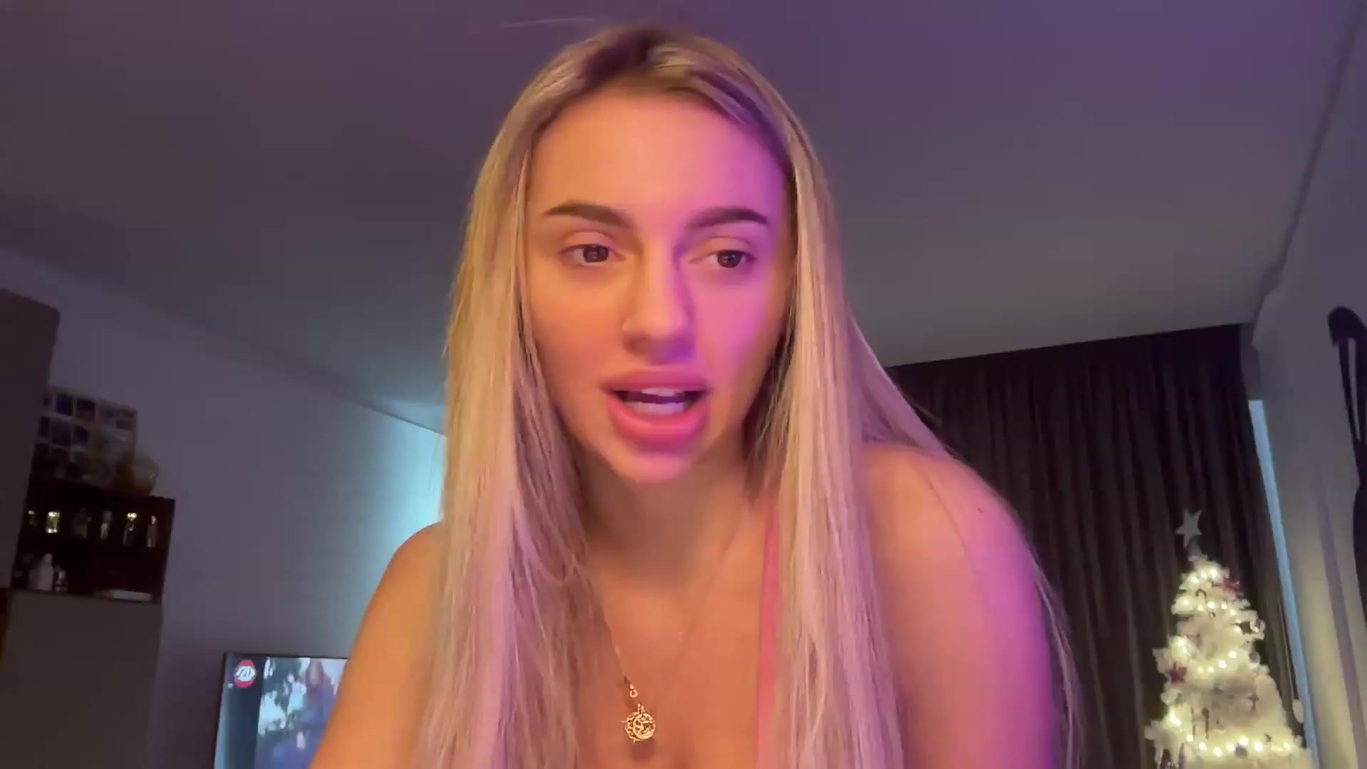 Gallery image thumbnail from Serene_Brown's myfreecams stream on, 12/07/2023, 12:46 image 20 of 20