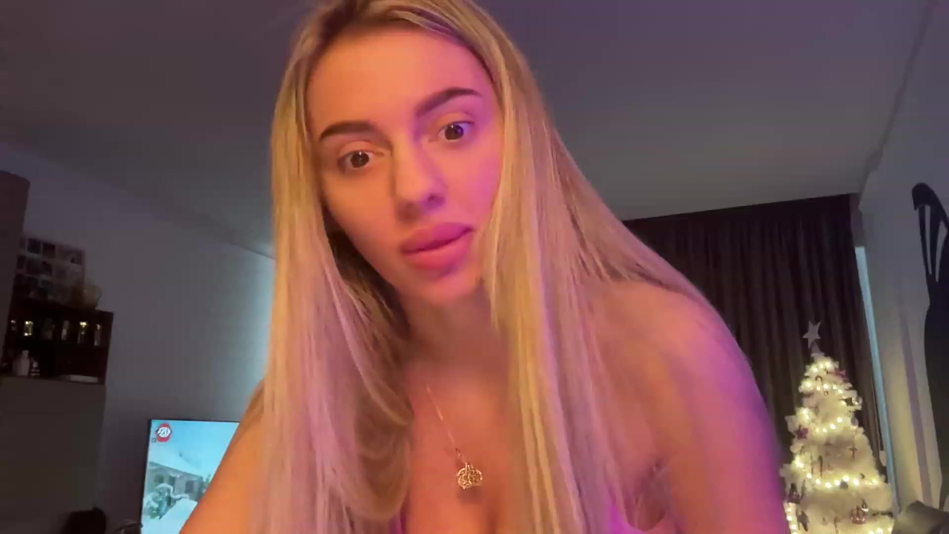 Gallery image thumbnail from Serene_Brown's myfreecams stream on, 12/07/2023, 12:46 image 14 of 20
