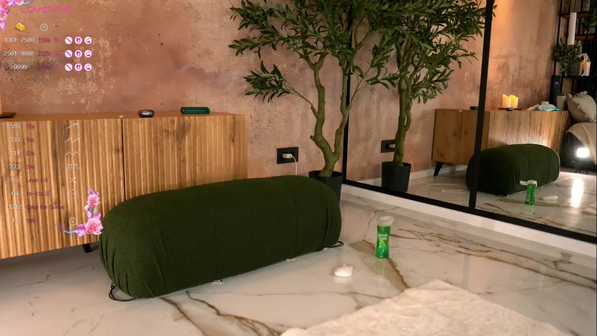 Gallery image thumbnail from Serene_Sophie's myfreecams stream on, 07/20/2025, 05:05 image 6 of 20