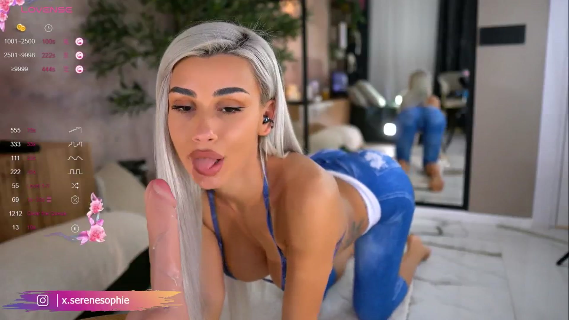 Gallery image thumbnail from Serene_Sophie's myfreecams stream on, 08/27/2025, 21:10 image 16 of 20