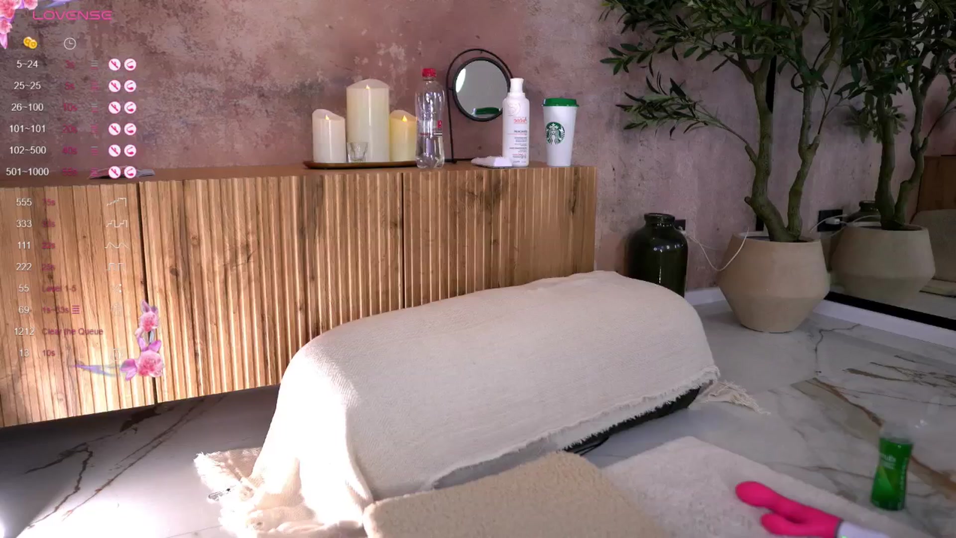 Gallery image thumbnail from Serene_Sophie's myfreecams stream on, 09/18/2025, 23:21 image 13 of 20