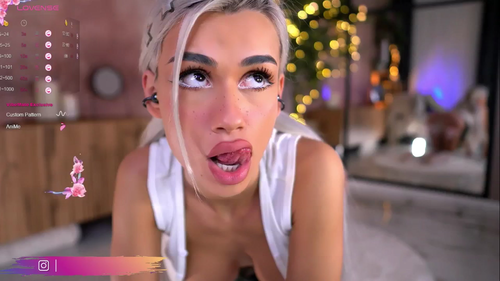 Gallery image thumbnail from Serene_Sophie's myfreecams stream on, 10/04/2025, 23:23 image 1 of 20