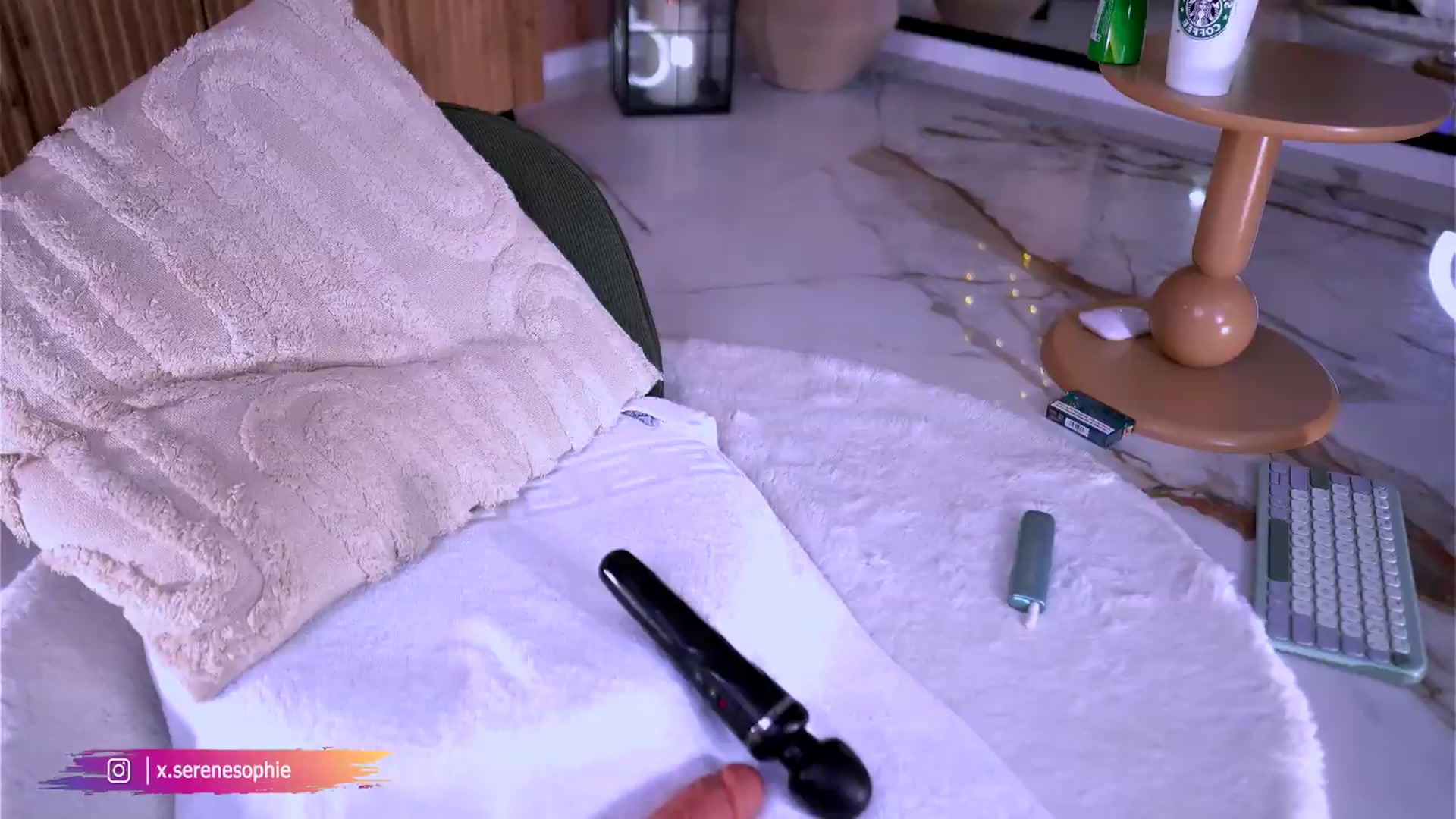 Gallery image thumbnail from Serene_Sophie's myfreecams stream on, 05/12/2026, 03:56 image 8 of 20