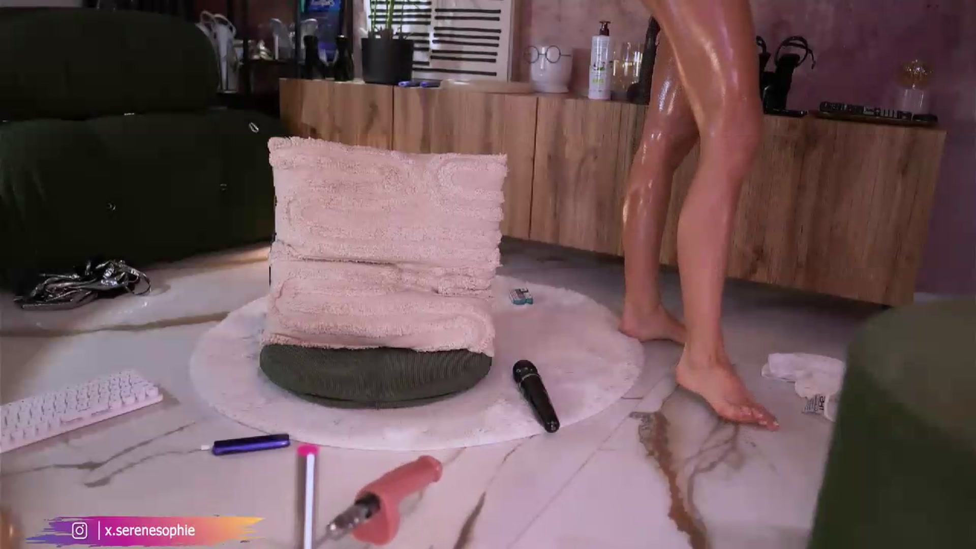 Gallery image thumbnail from Serene_Sophie's myfreecams stream on, 08/28/2026, 01:00 image 2 of 20