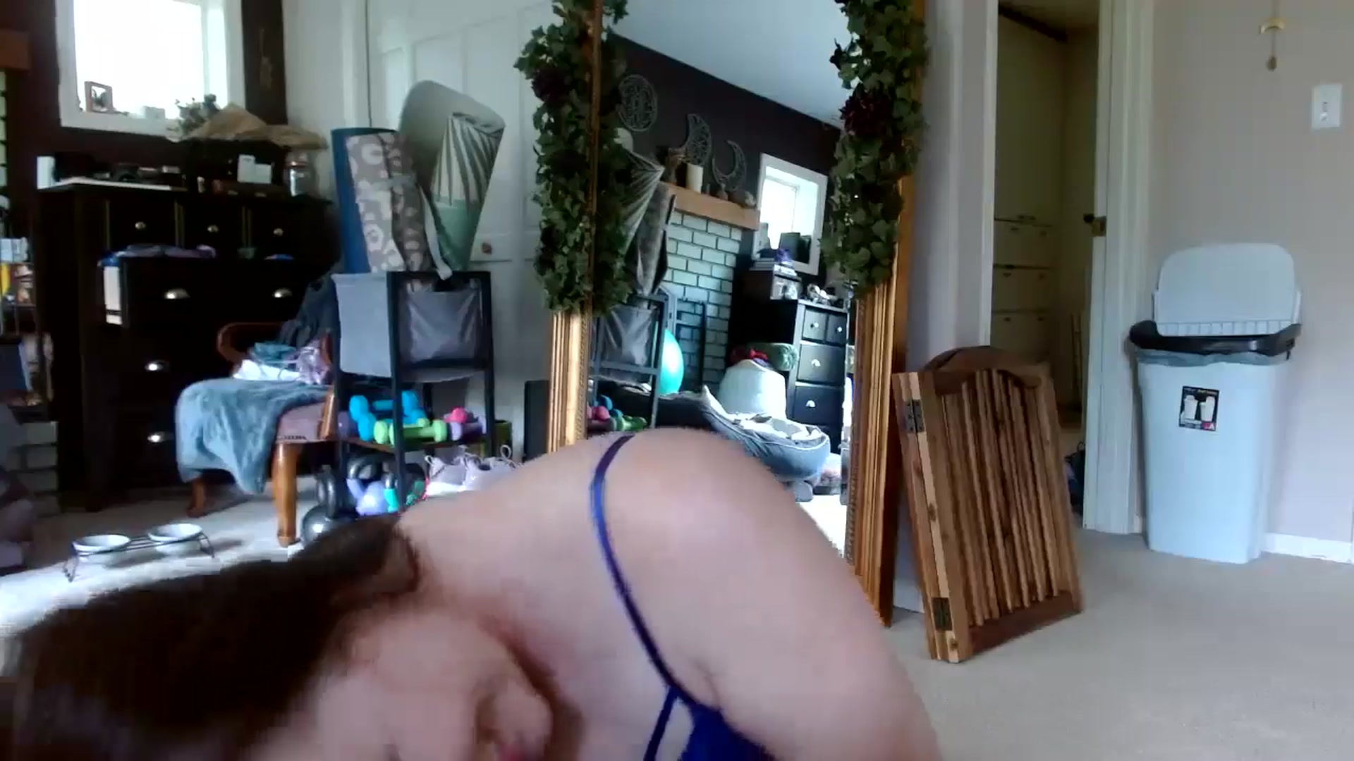 Gallery image thumbnail from Serenity's myfreecams stream on, 05/22/2024, 22:41 image 9 of 20