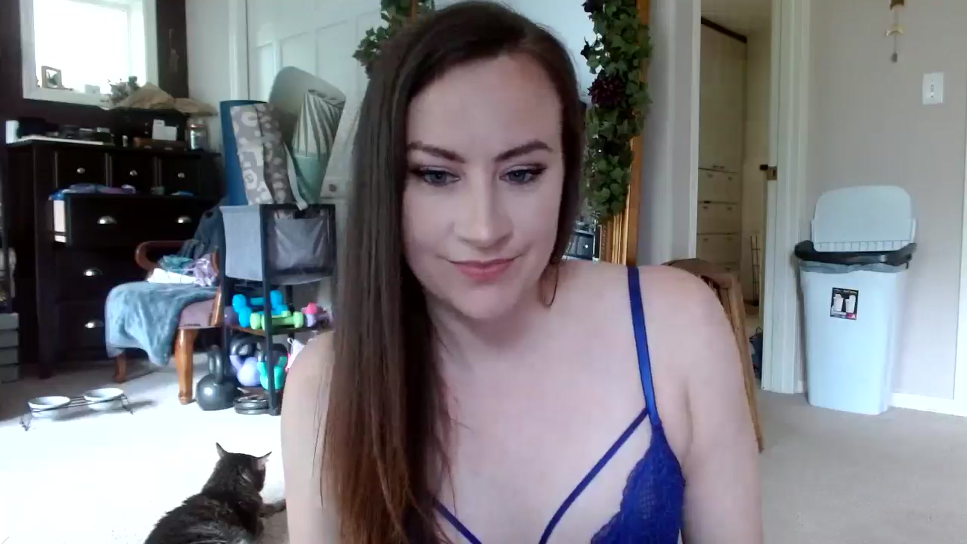 Gallery image thumbnail from Serenity's myfreecams stream on, 05/22/2024, 22:41 image 17 of 20