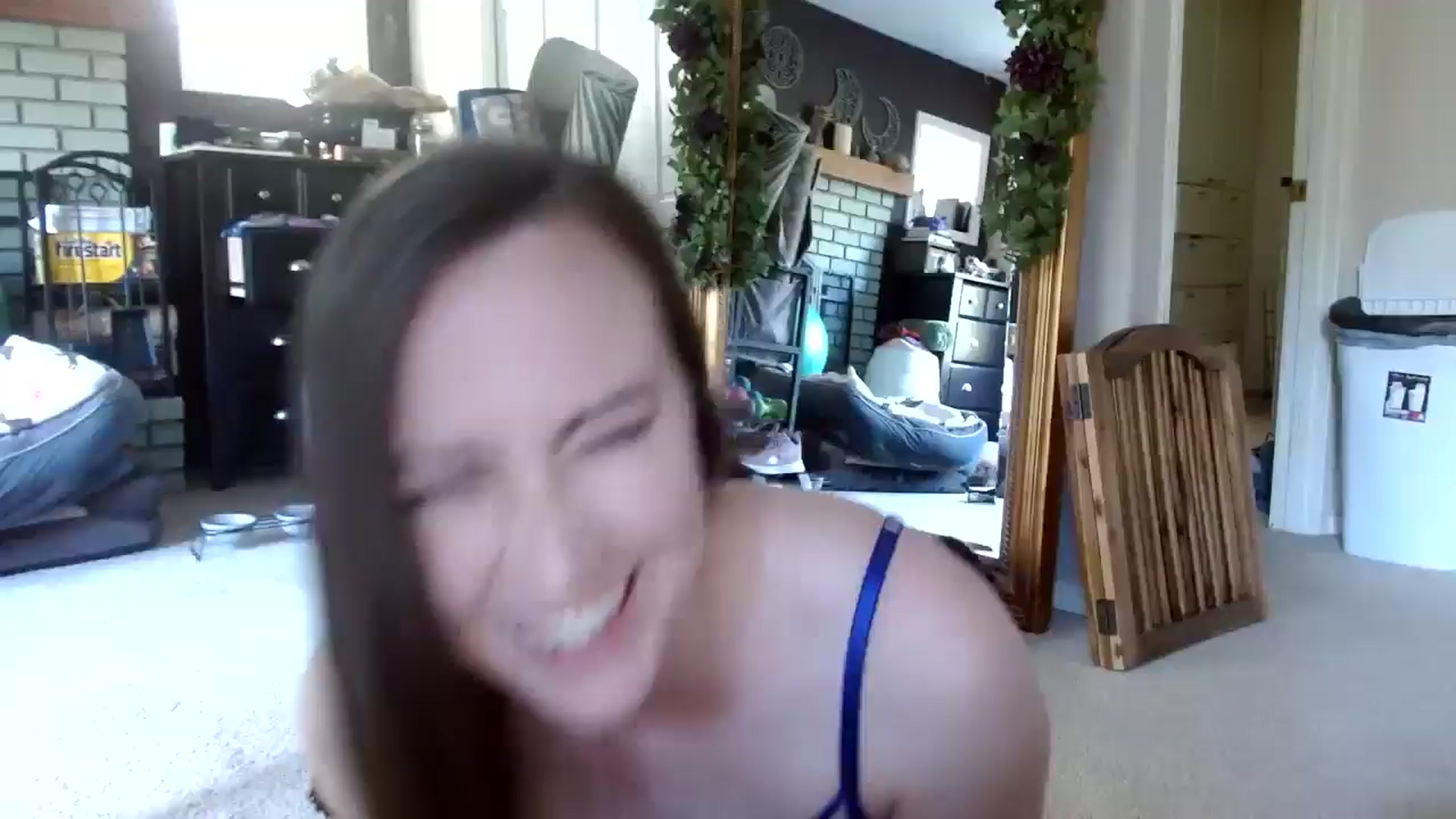 Gallery image thumbnail from Serenity's myfreecams stream on, 05/23/2024, 24:04 image 1 of 20