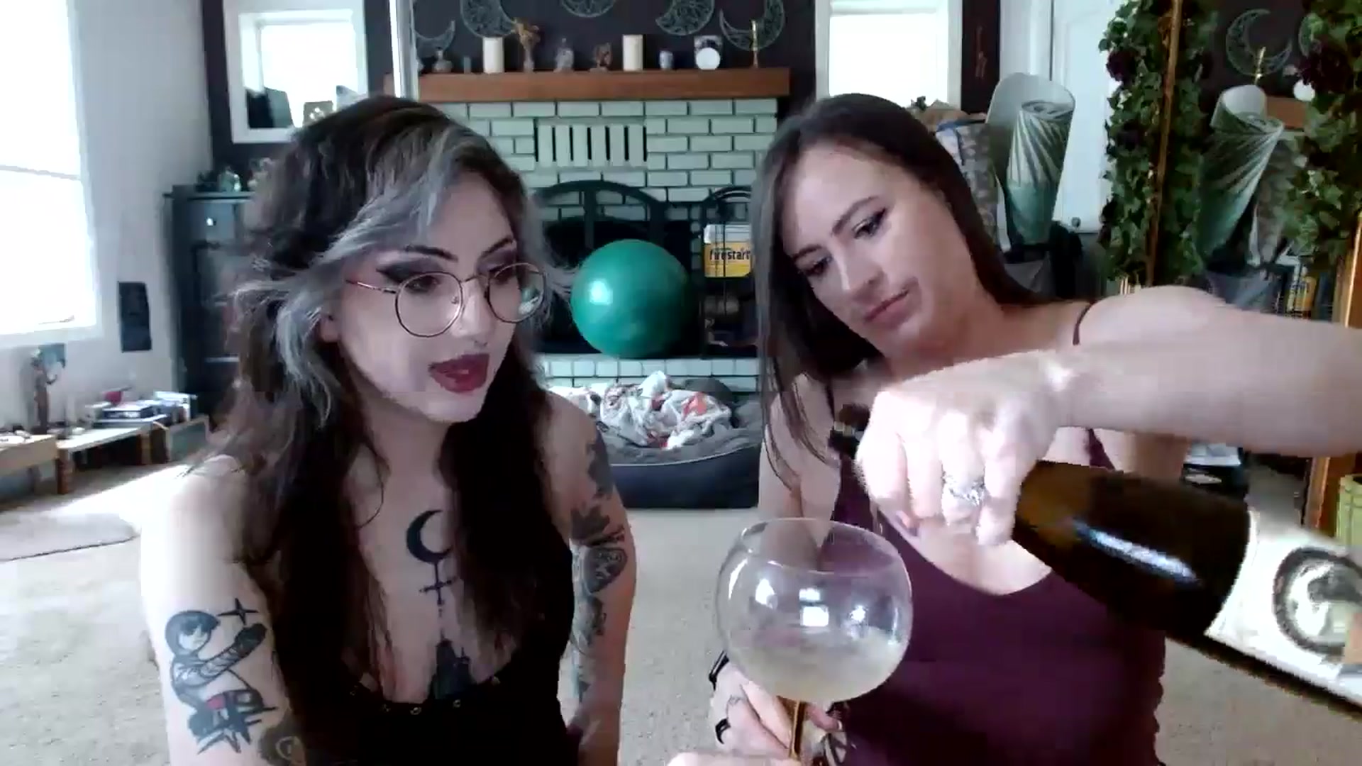 Gallery image thumbnail from Serenity's myfreecams stream on, 06/03/2024, 03:45 image 3 of 20