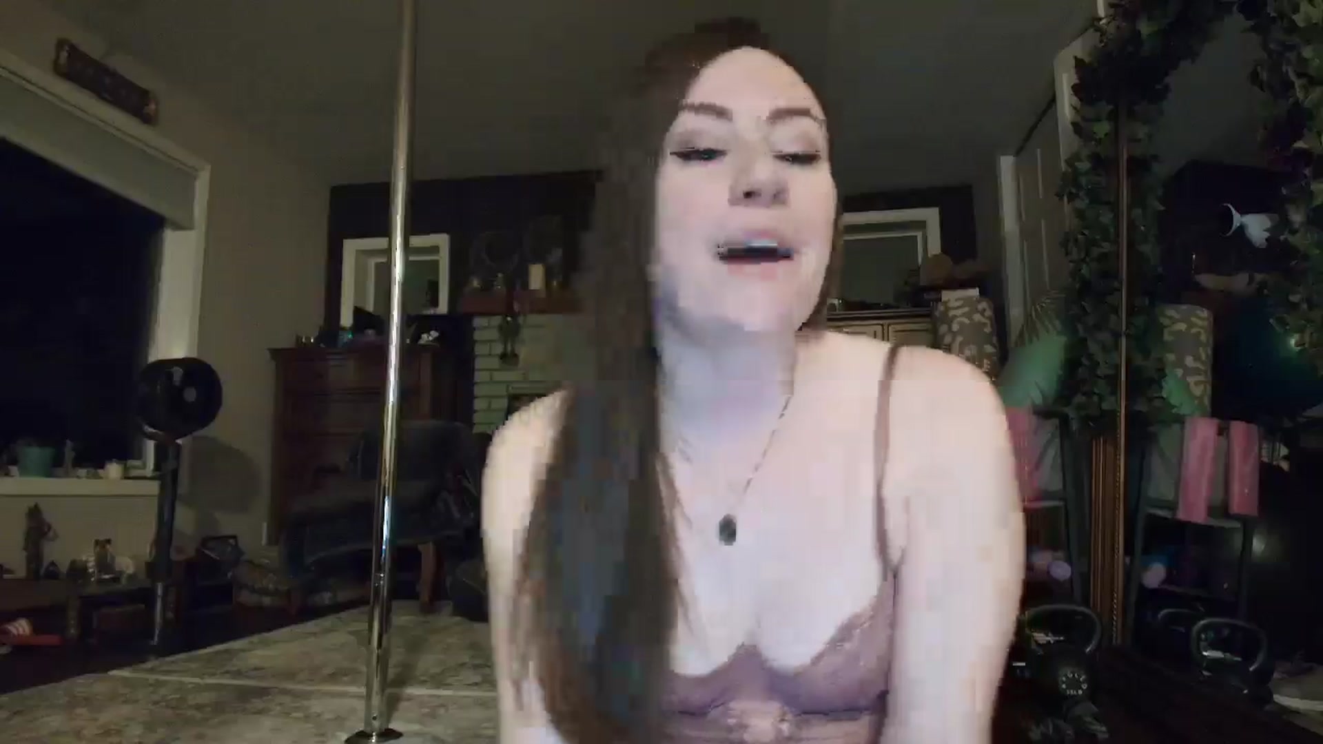 Gallery image thumbnail from Serenity's myfreecams stream on, 02/13/2025, 04:15 image 13 of 20