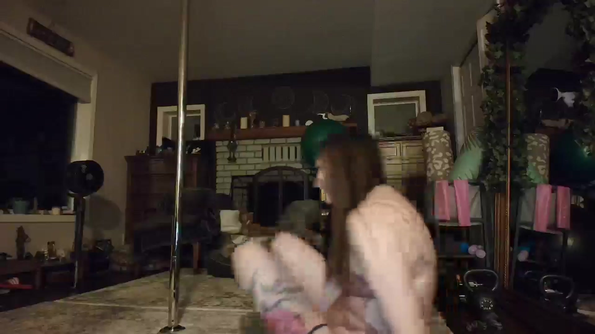 Gallery image thumbnail from Serenity's myfreecams stream on, 02/13/2025, 04:15 image 16 of 20