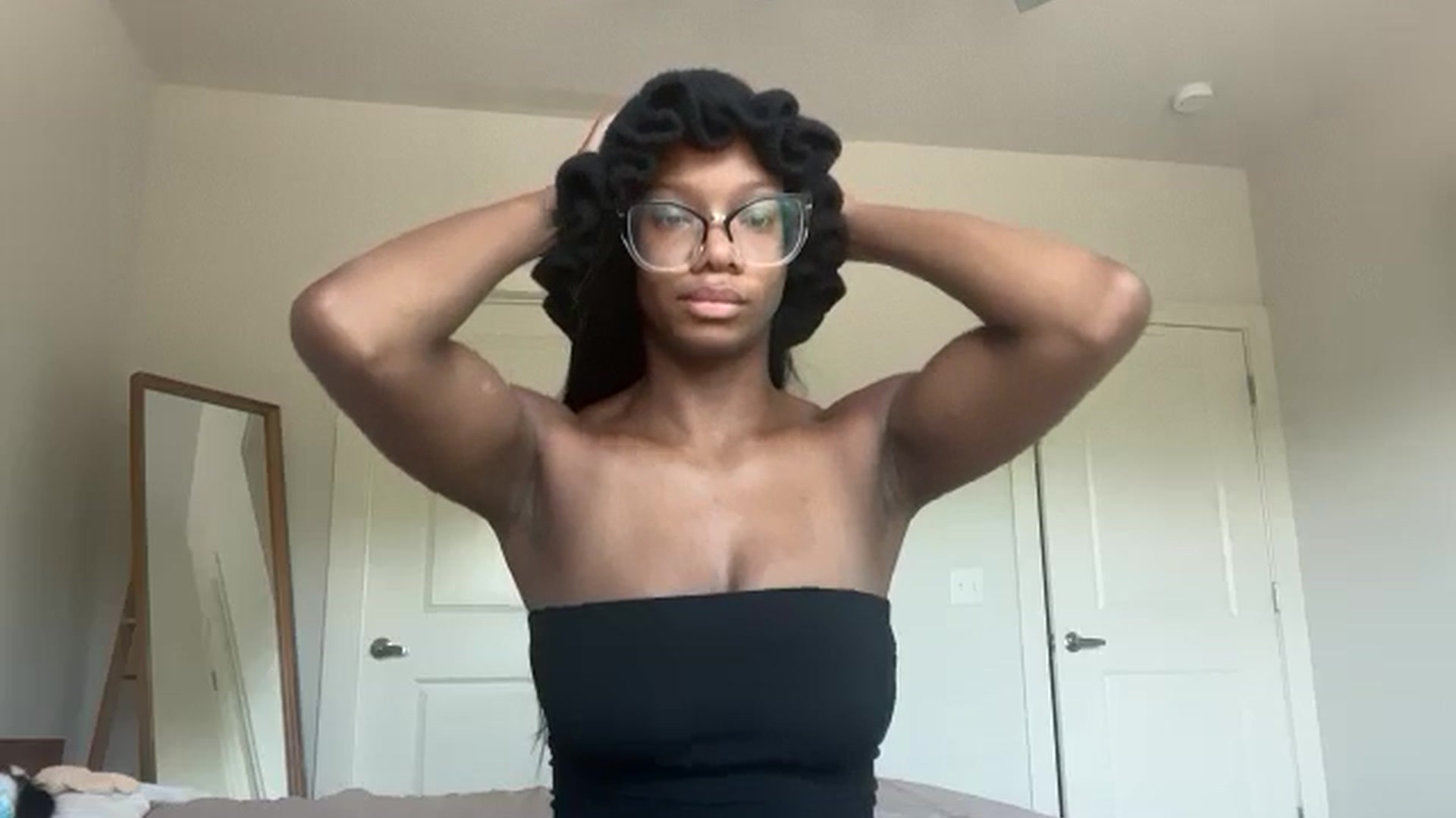 Gallery image thumbnail from SerenityBee's myfreecams stream on, 06/28/2025, 17:42 image 2 of 20