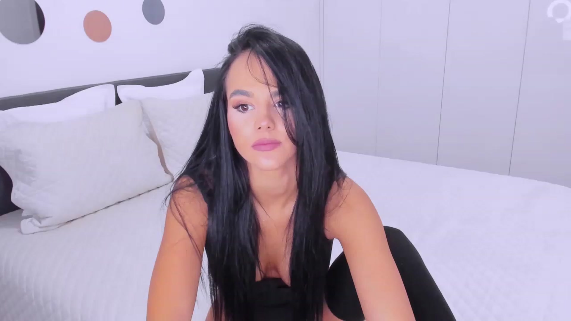 Gallery image thumbnail from Serenna__'s myfreecams stream on, 11/17/2022, 17:50 image 19 of 20