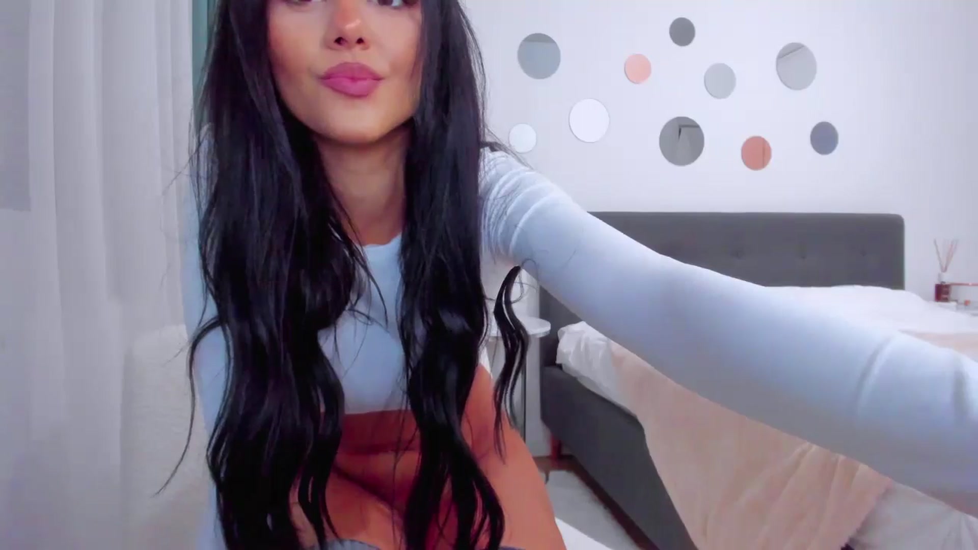 Gallery image thumbnail from Serenna__'s myfreecams stream on, 10/23/2024, 18:40 image 19 of 20