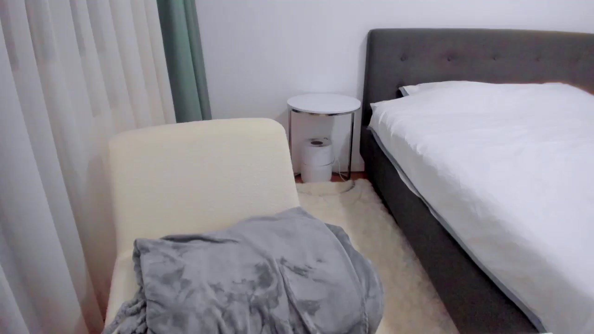 Gallery image thumbnail from Serenna__'s myfreecams stream on, 12/08/2024, 18:24 image 13 of 20