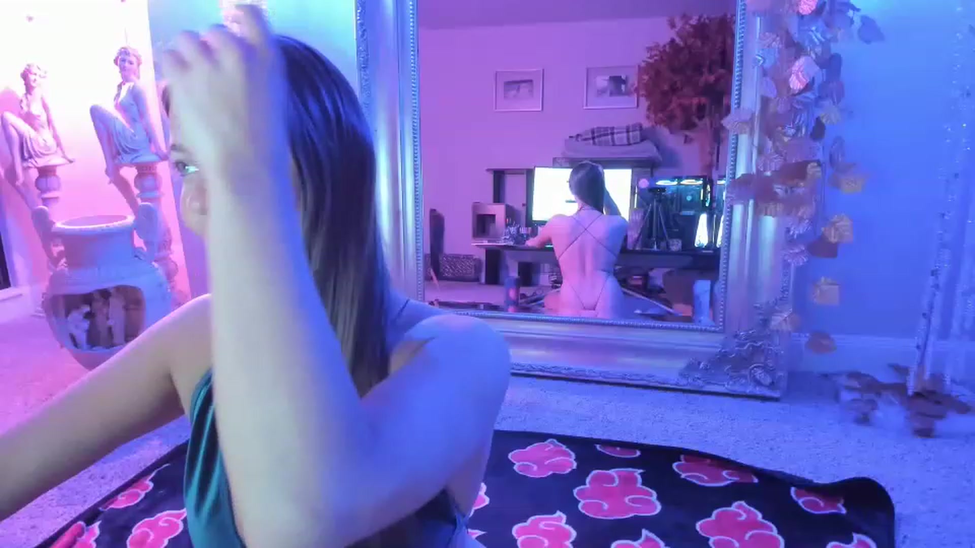Gallery image thumbnail from Serina_'s myfreecams stream on, 11/21/2022, 04:39 image 12 of 20