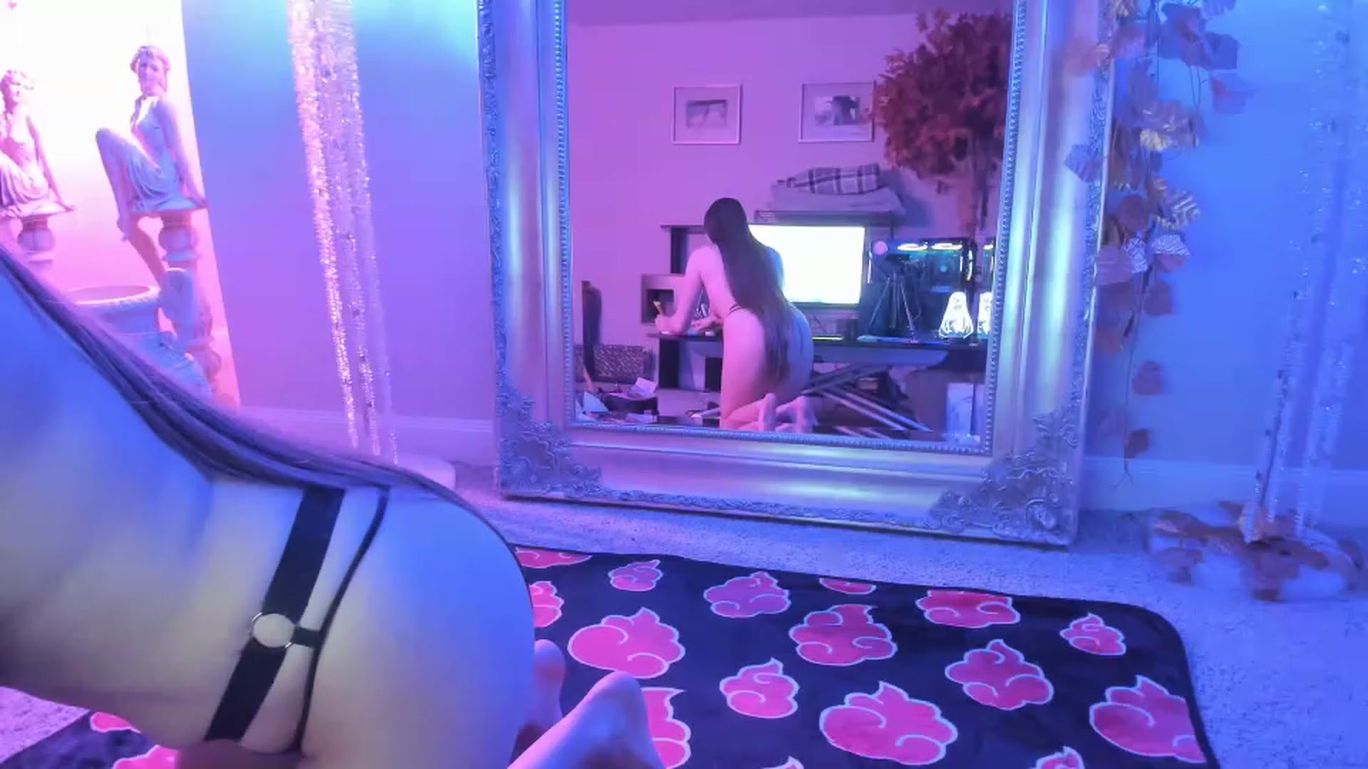 Gallery image thumbnail from Serina_'s myfreecams stream on, 11/22/2022, 09:21 image 7 of 20