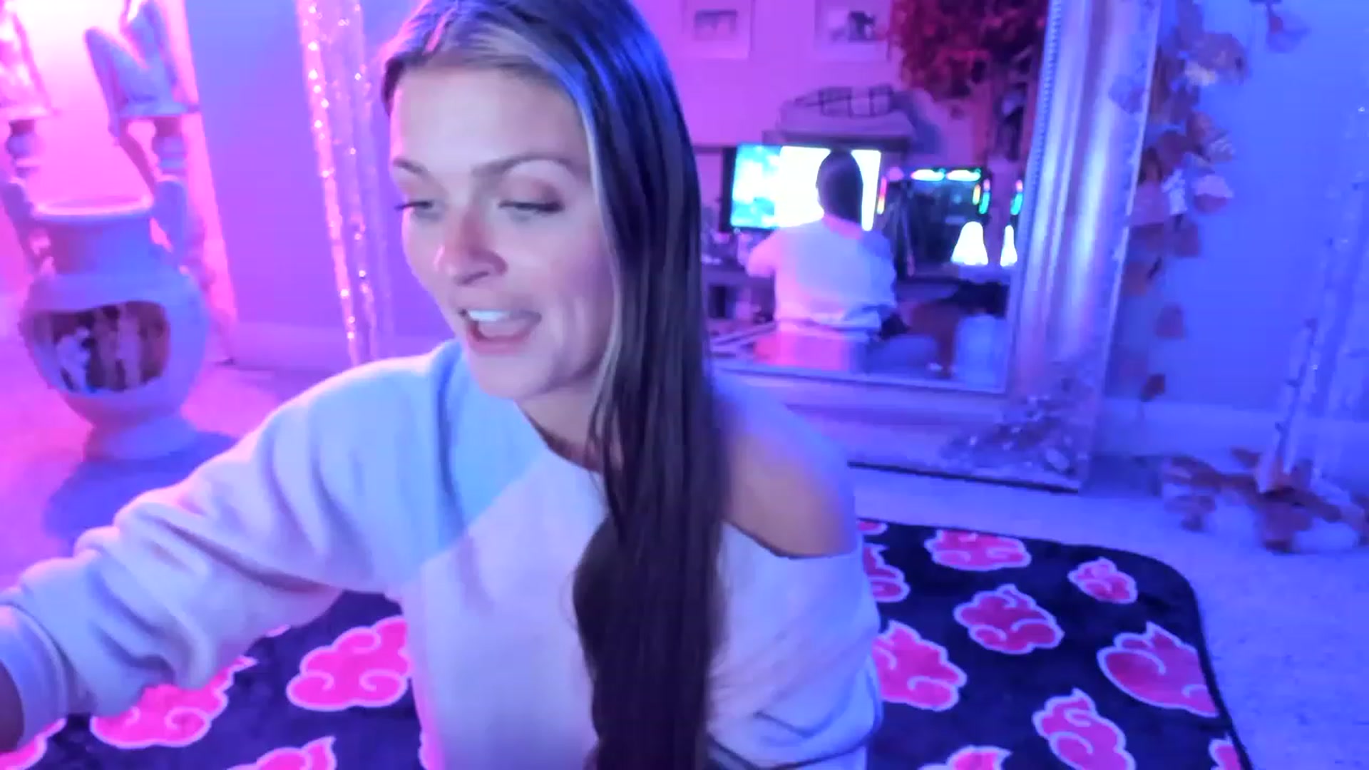 Gallery image thumbnail from Serina_'s myfreecams stream on, 11/22/2022, 11:14 image 17 of 20