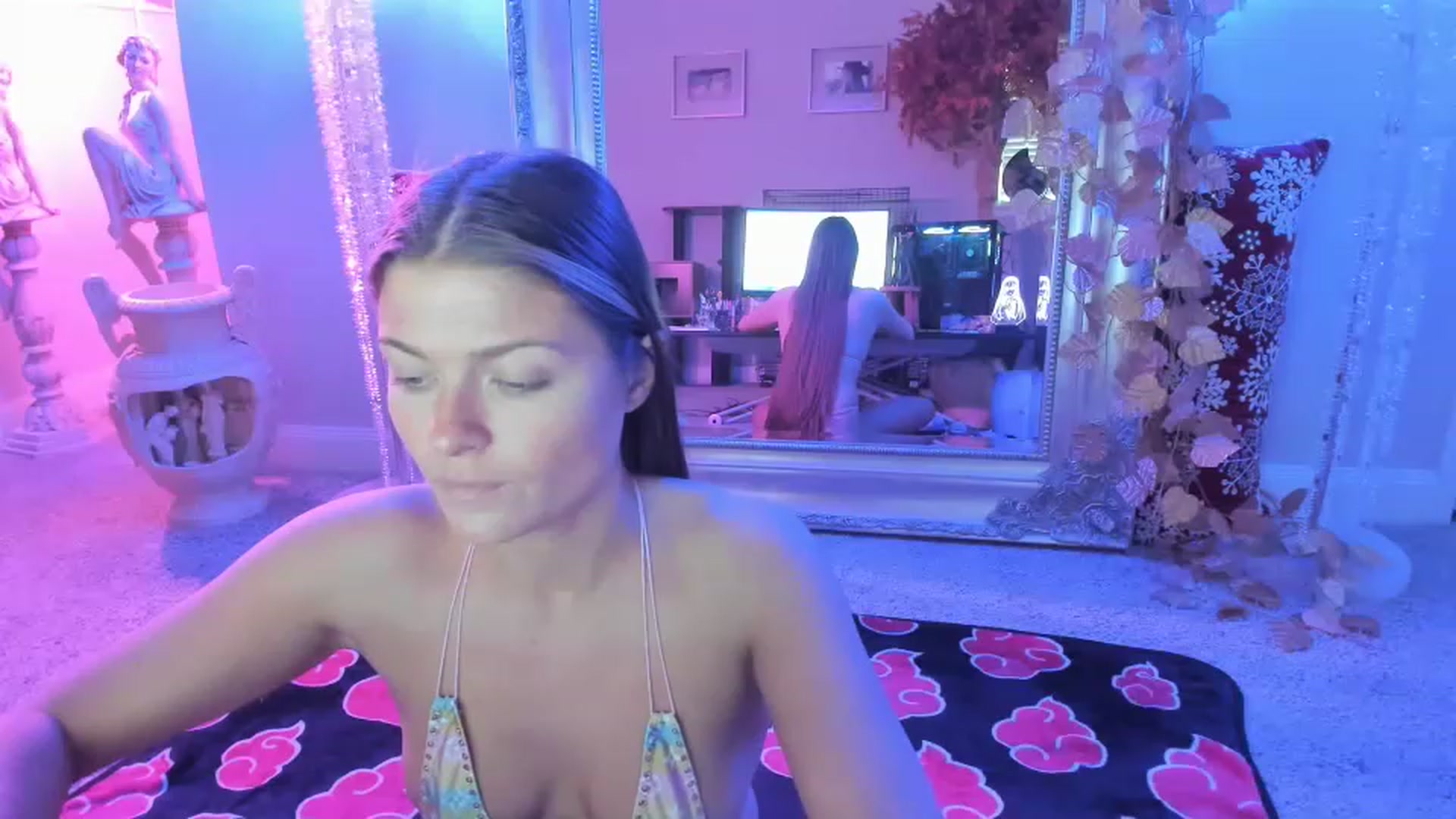 Gallery image thumbnail from Serina_'s myfreecams stream on, 12/06/2022, 16:19 image 12 of 20
