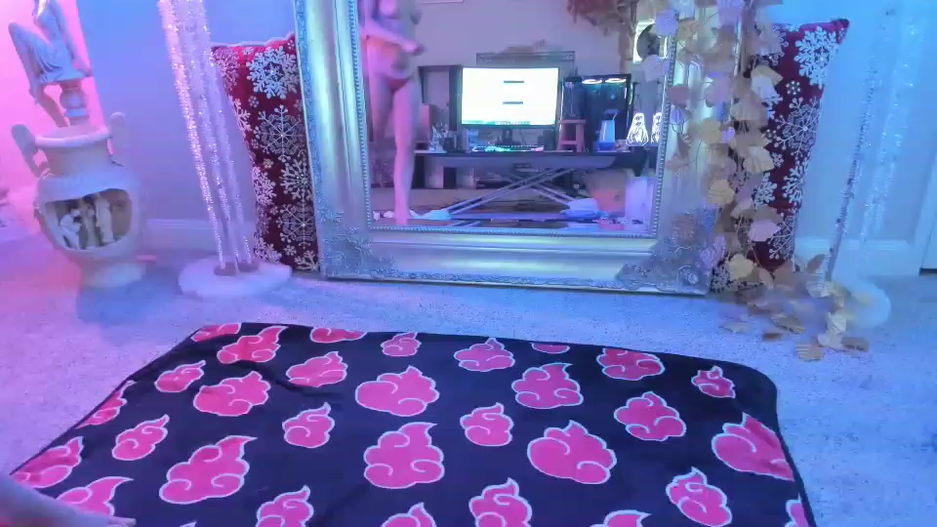 Gallery image thumbnail from Serina_'s myfreecams stream on, 12/06/2022, 21:08 image 9 of 20
