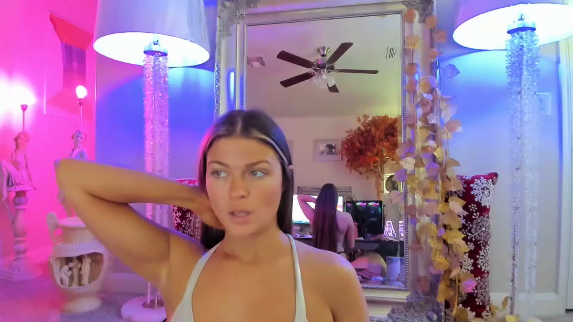 Gallery image thumbnail from Serina_'s myfreecams stream on, 12/07/2022, 16:27 image 20 of 20