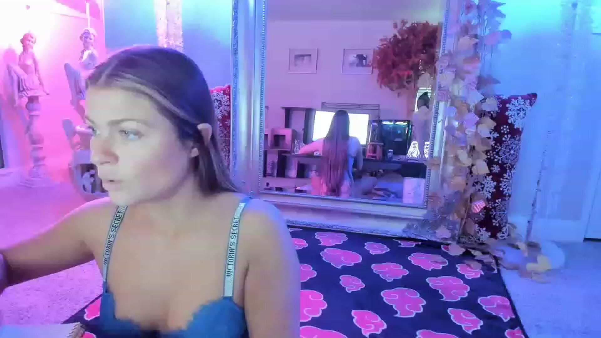 Gallery image thumbnail from Serina_'s myfreecams stream on, 12/09/2022, 15:01 image 1 of 20
