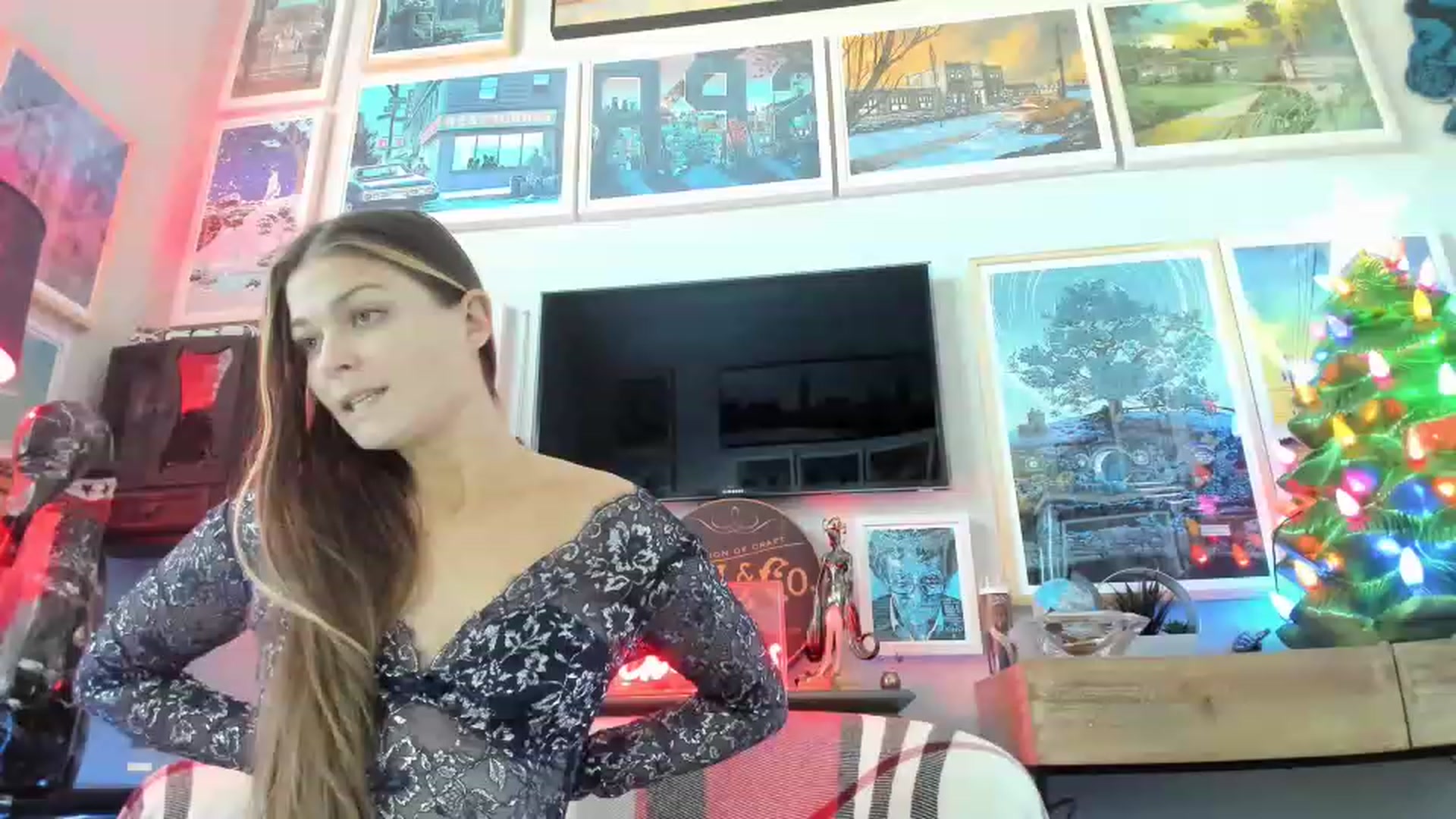 Gallery image thumbnail from Serina_'s myfreecams stream on, 12/26/2022, 15:38 image 14 of 20
