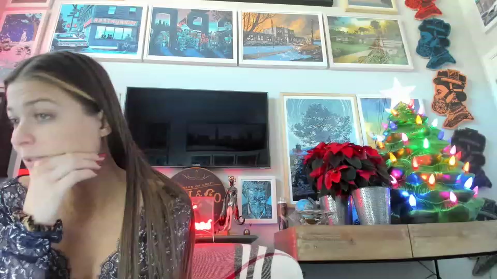 Gallery image thumbnail from Serina_'s myfreecams stream on, 12/26/2022, 16:11 image 20 of 20