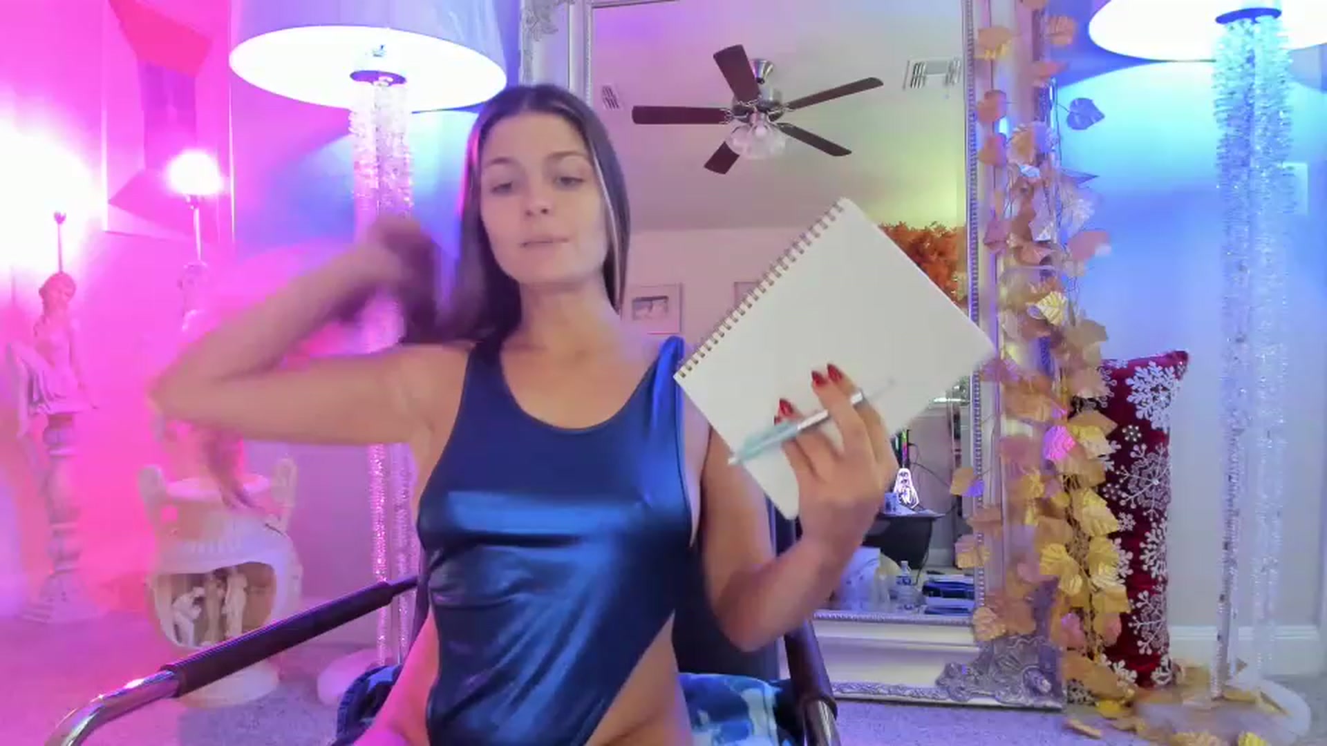 Gallery image thumbnail from Serina_'s myfreecams stream on, 12/28/2022, 16:19 image 4 of 20