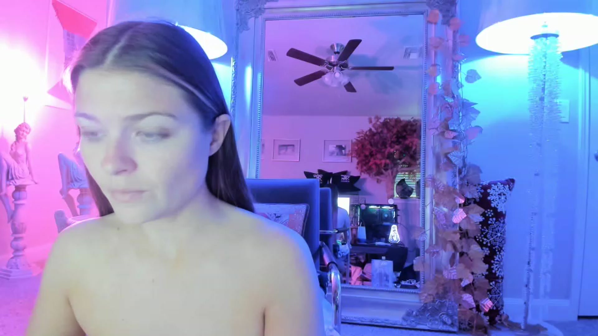 Gallery image thumbnail from Serina_'s myfreecams stream on, 01/02/2023, 15:31 image 20 of 20