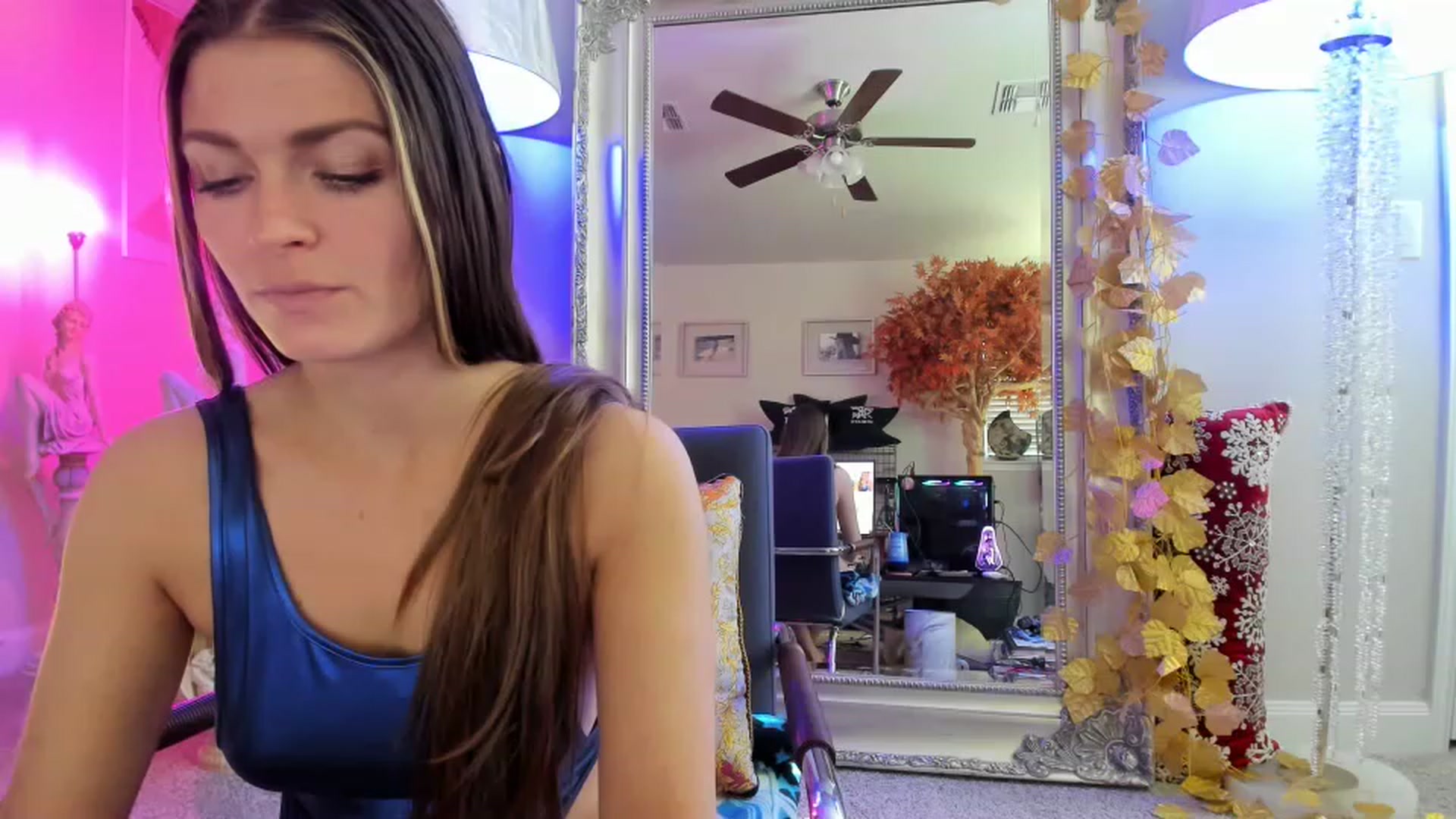 Gallery image thumbnail from Serina_'s myfreecams stream on, 01/04/2023, 20:01 image 4 of 20