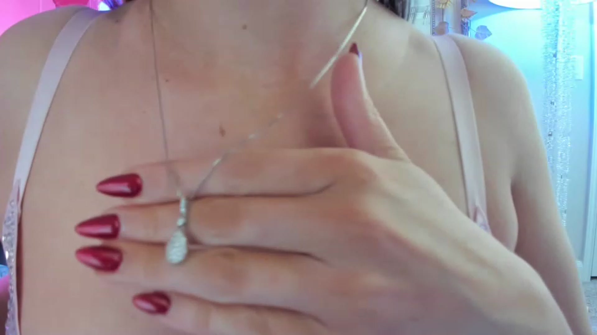 Gallery image thumbnail from Serina_'s myfreecams stream on, 01/05/2023, 19:01 image 5 of 20
