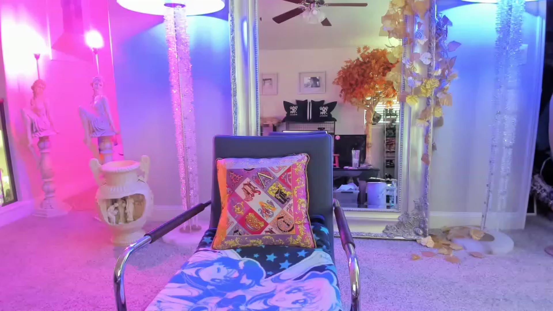 Gallery image thumbnail from Serina_'s myfreecams stream on, 01/25/2023, 17:47 image 5 of 20