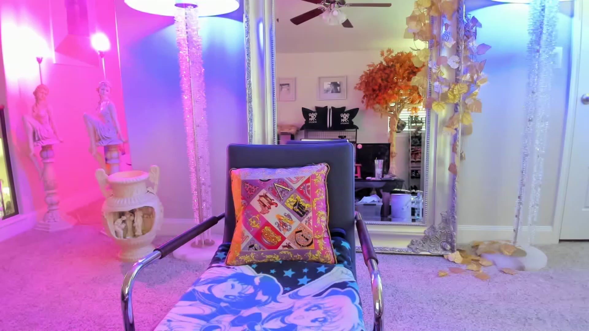 Gallery image thumbnail from Serina_'s myfreecams stream on, 01/25/2023, 17:47 image 7 of 20