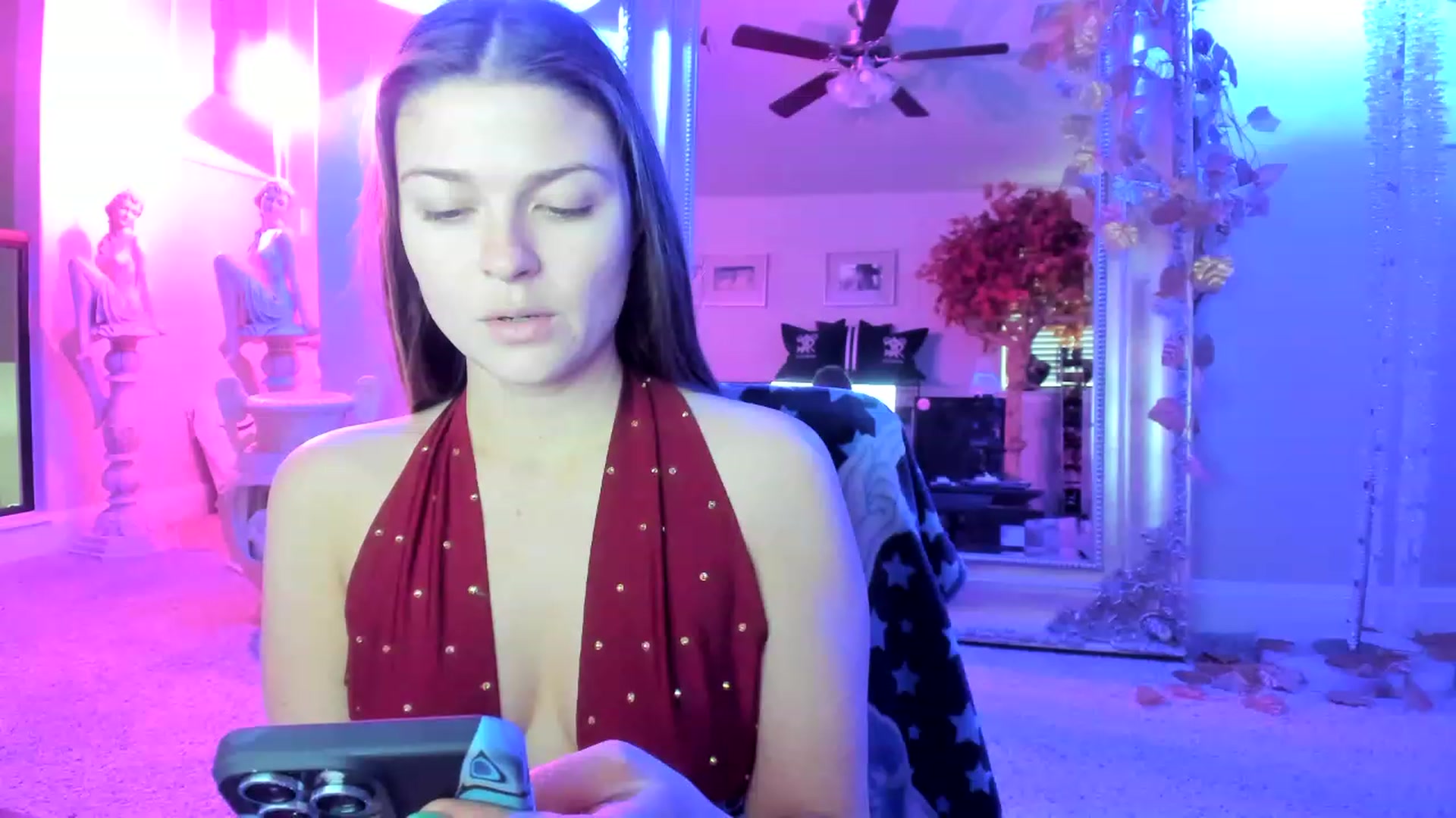 Gallery image thumbnail from Serina_'s myfreecams stream on, 01/31/2023, 16:38 image 7 of 20