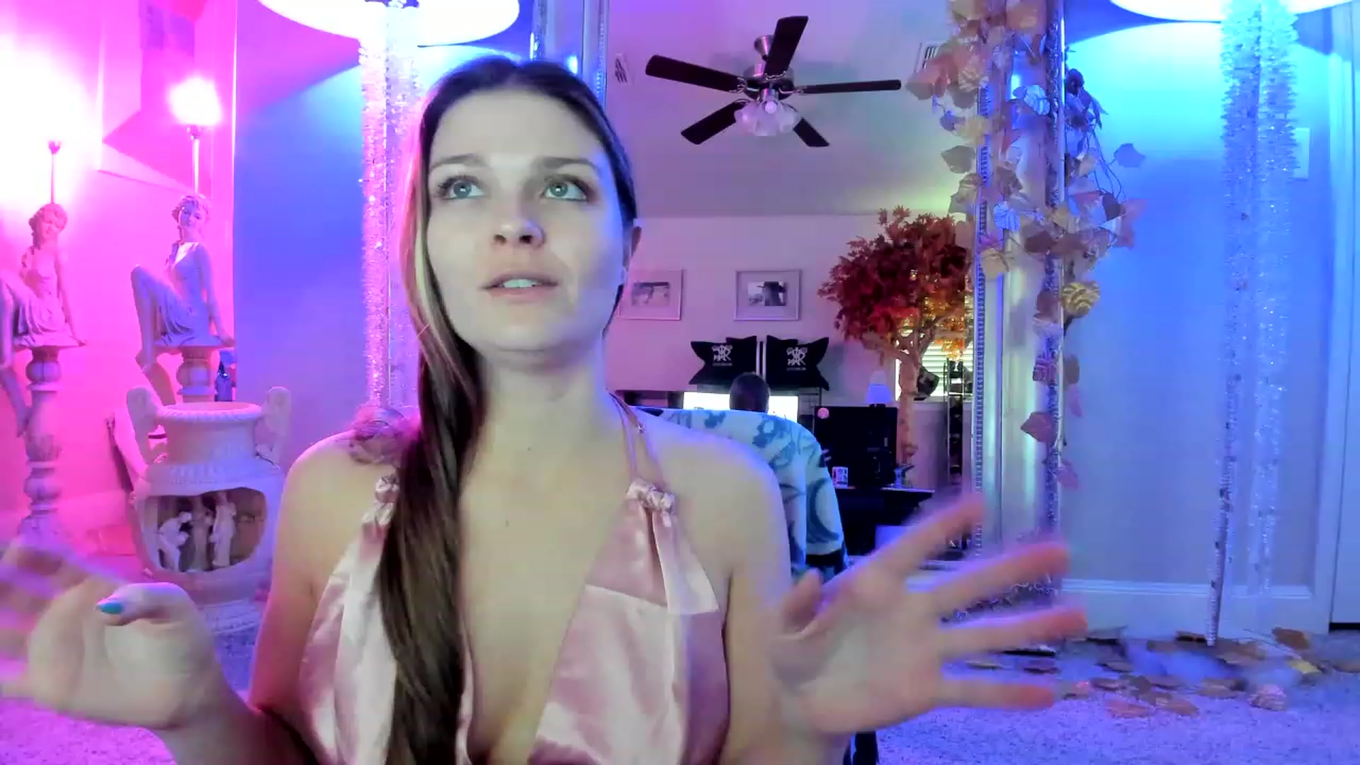 Gallery image thumbnail from Serina_'s myfreecams stream on, 02/03/2023, 16:48 image 6 of 20