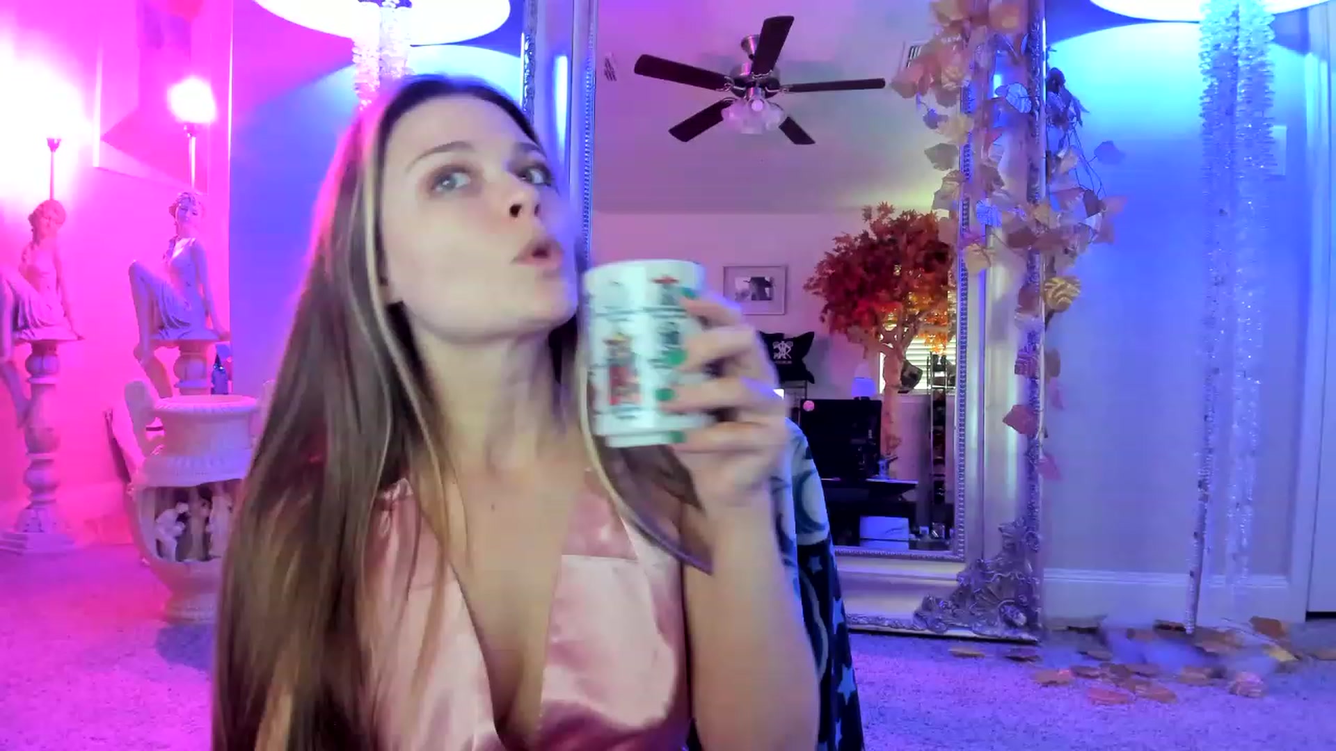 Gallery image thumbnail from Serina_'s myfreecams stream on, 02/03/2023, 16:48 image 7 of 20