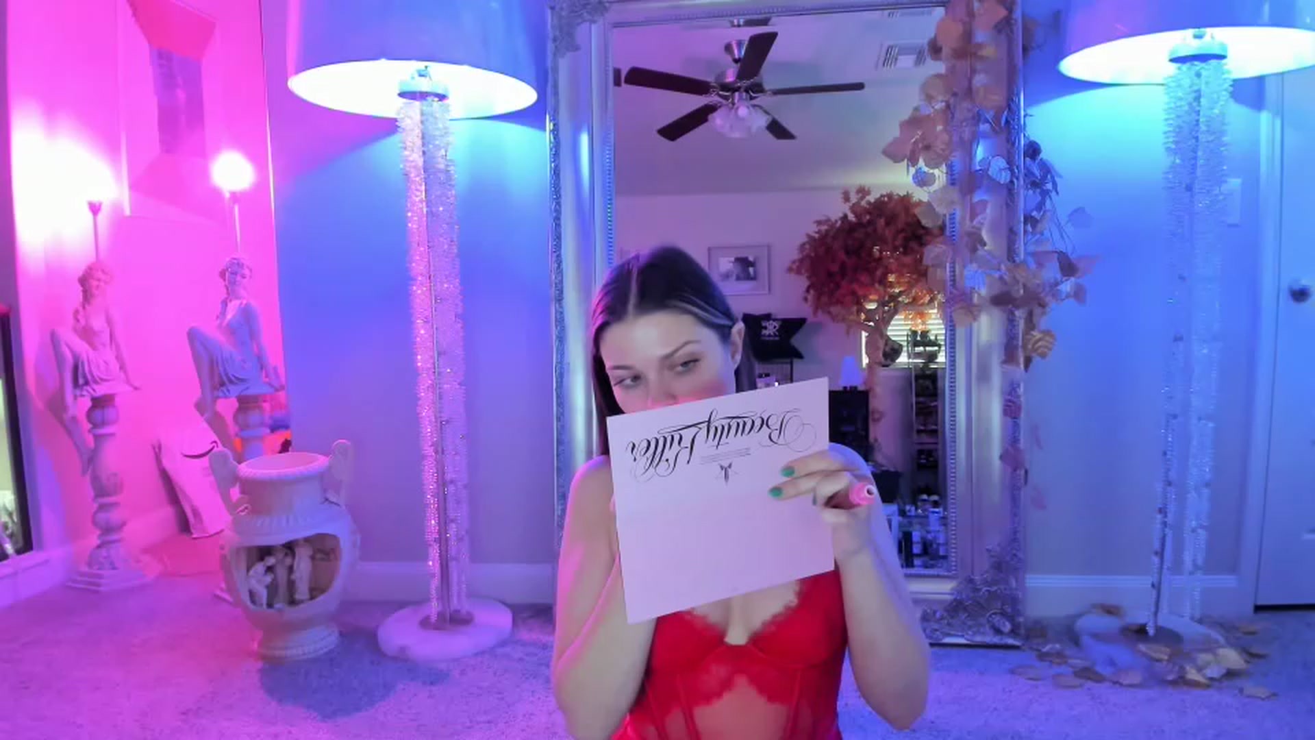 Gallery image thumbnail from Serina_'s myfreecams stream on, 02/03/2023, 19:35 image 13 of 20