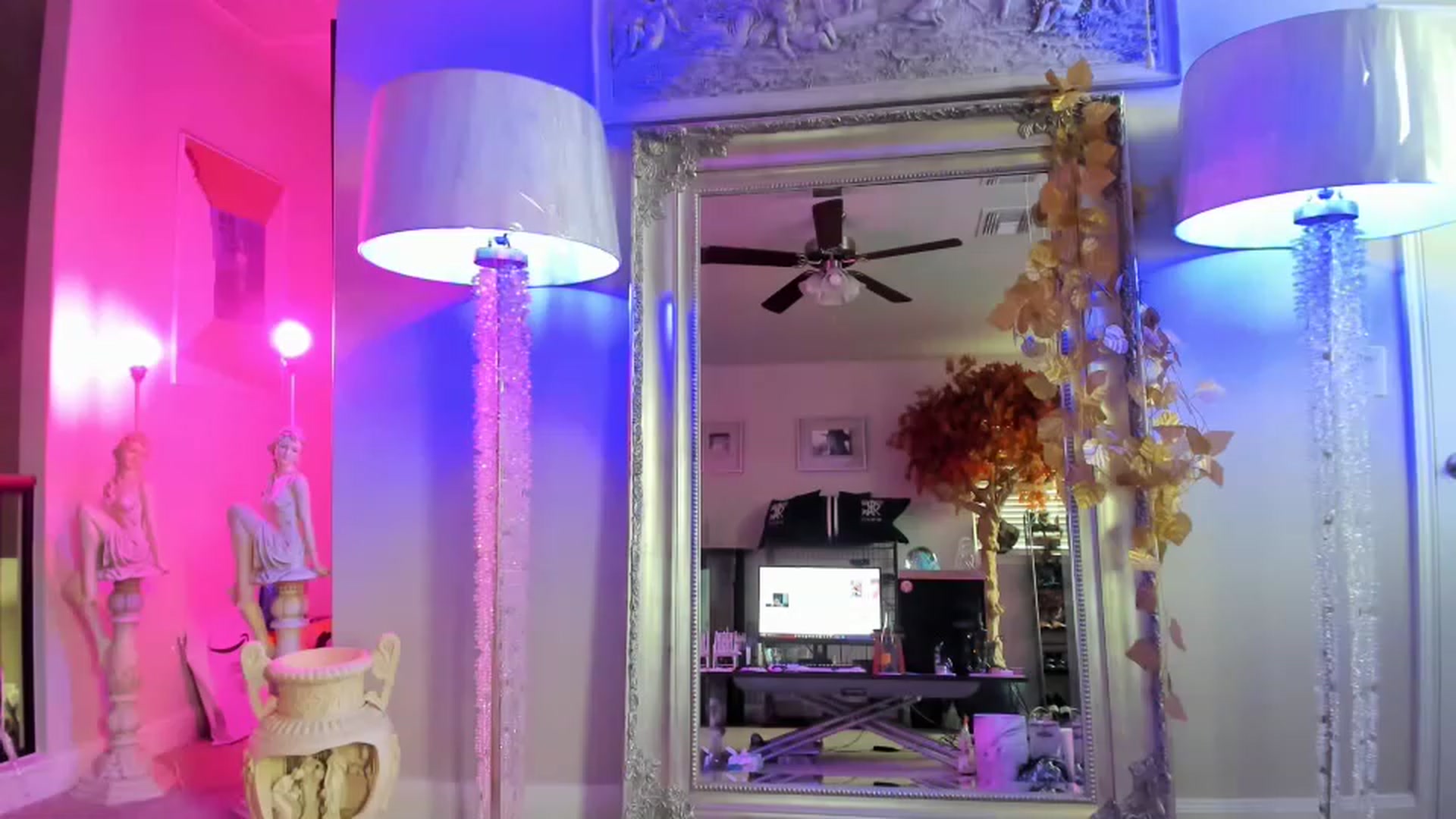 Gallery image thumbnail from Serina_'s myfreecams stream on, 02/07/2023, 20:16 image 17 of 20