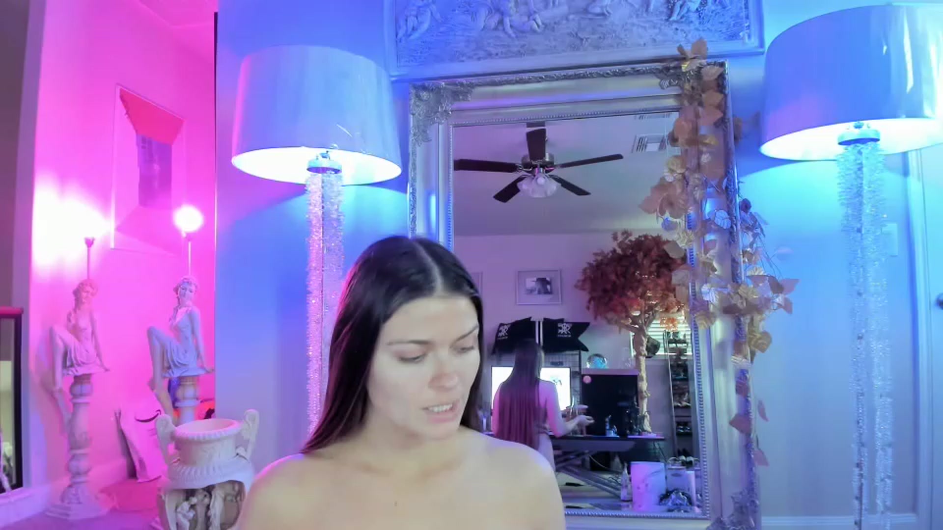 Gallery image thumbnail from Serina_'s myfreecams stream on, 02/07/2023, 20:16 image 19 of 20