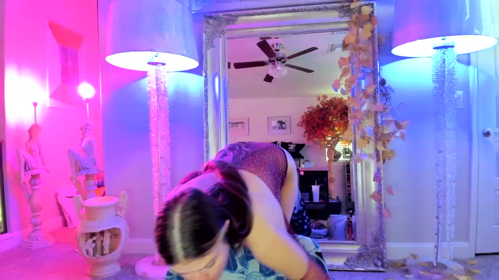 Gallery image thumbnail from Serina_'s myfreecams stream on, 02/13/2023, 16:31 image 16 of 20