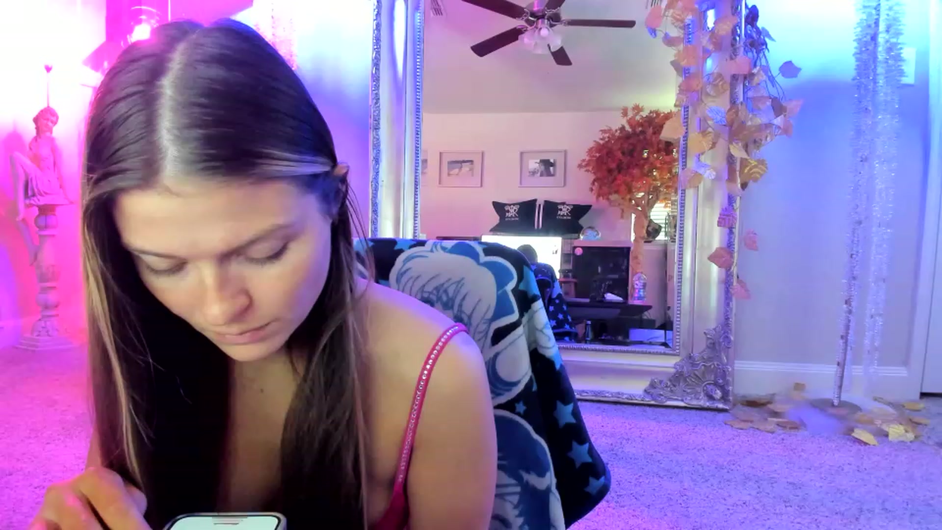 Gallery image thumbnail from Serina_'s myfreecams stream on, 02/14/2023, 15:56 image 4 of 20