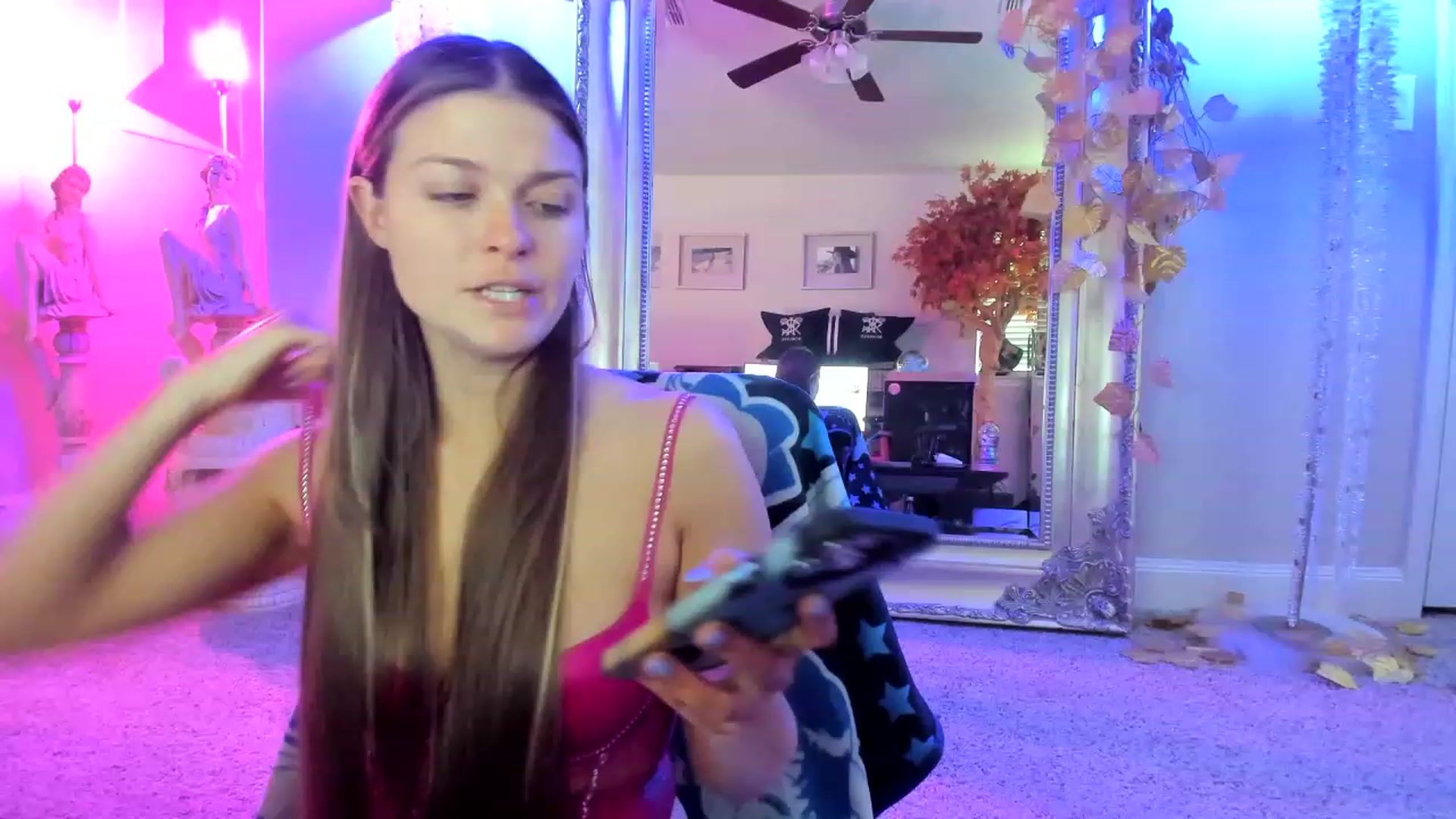Gallery image thumbnail from Serina_'s myfreecams stream on, 02/14/2023, 15:56 image 3 of 20