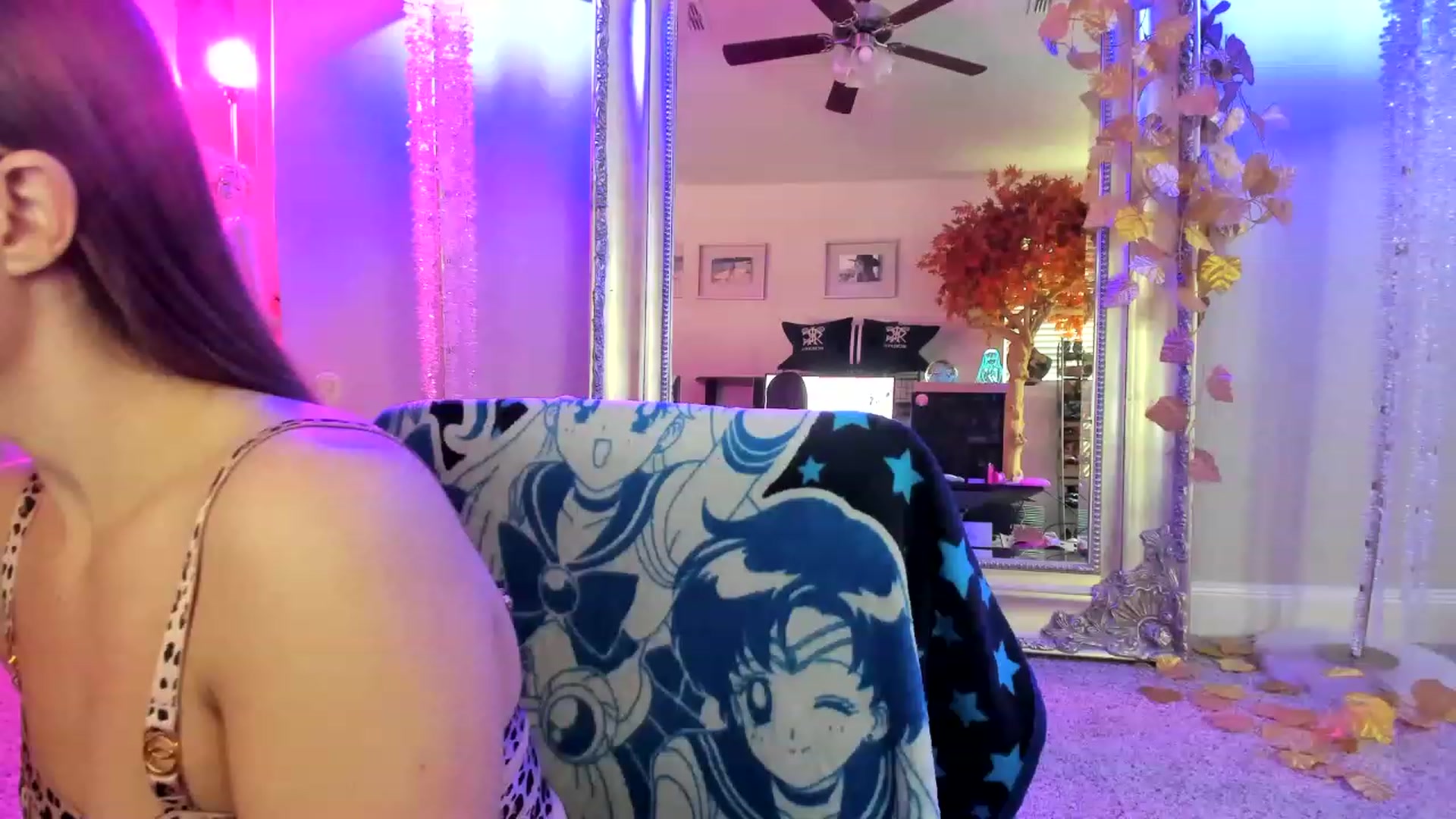 Gallery image thumbnail from Serina_'s myfreecams stream on, 02/22/2023, 17:18 image 20 of 20