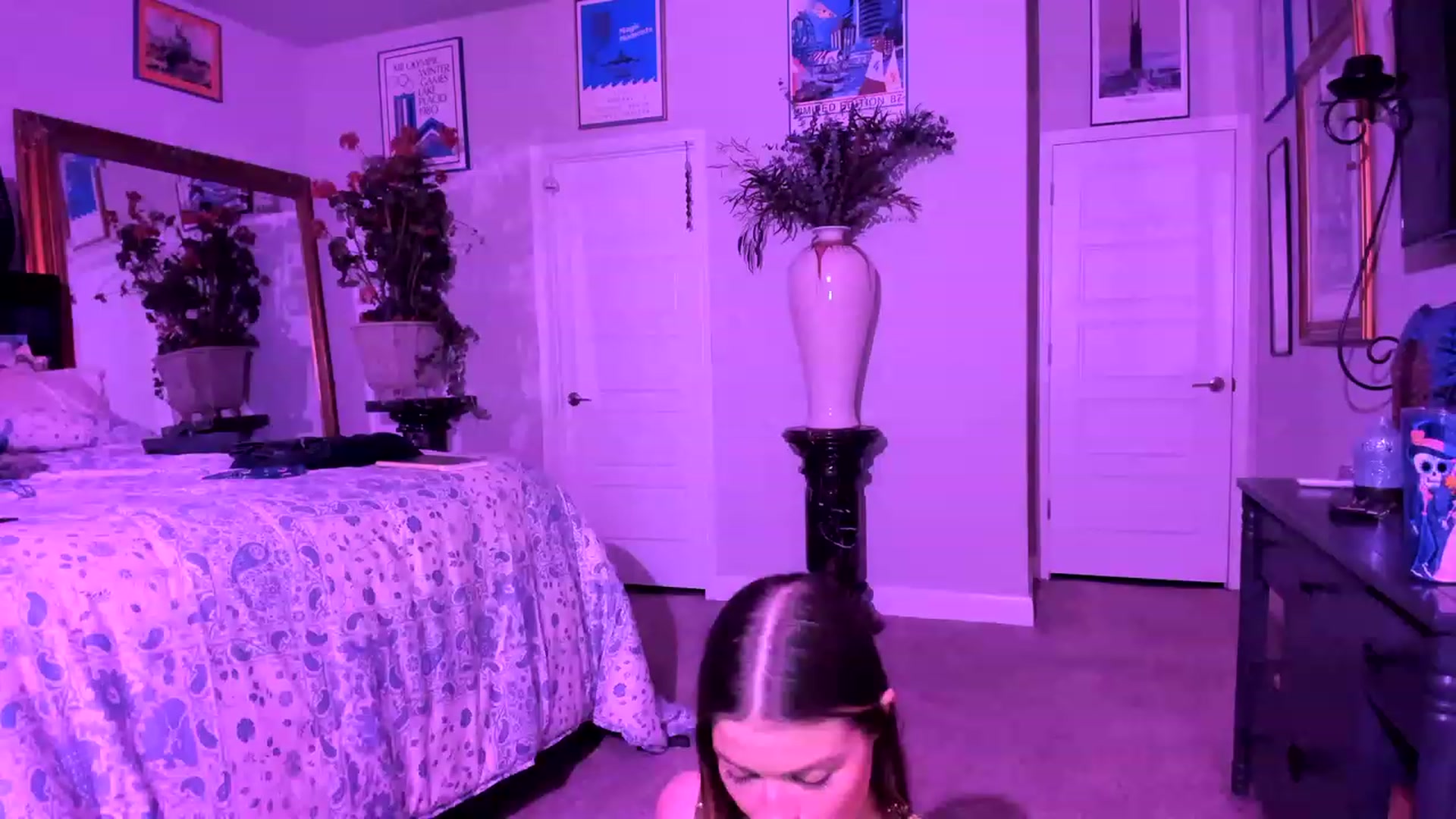 Gallery image thumbnail from Serina_'s myfreecams stream on, 04/21/2023, 08:35 image 7 of 20