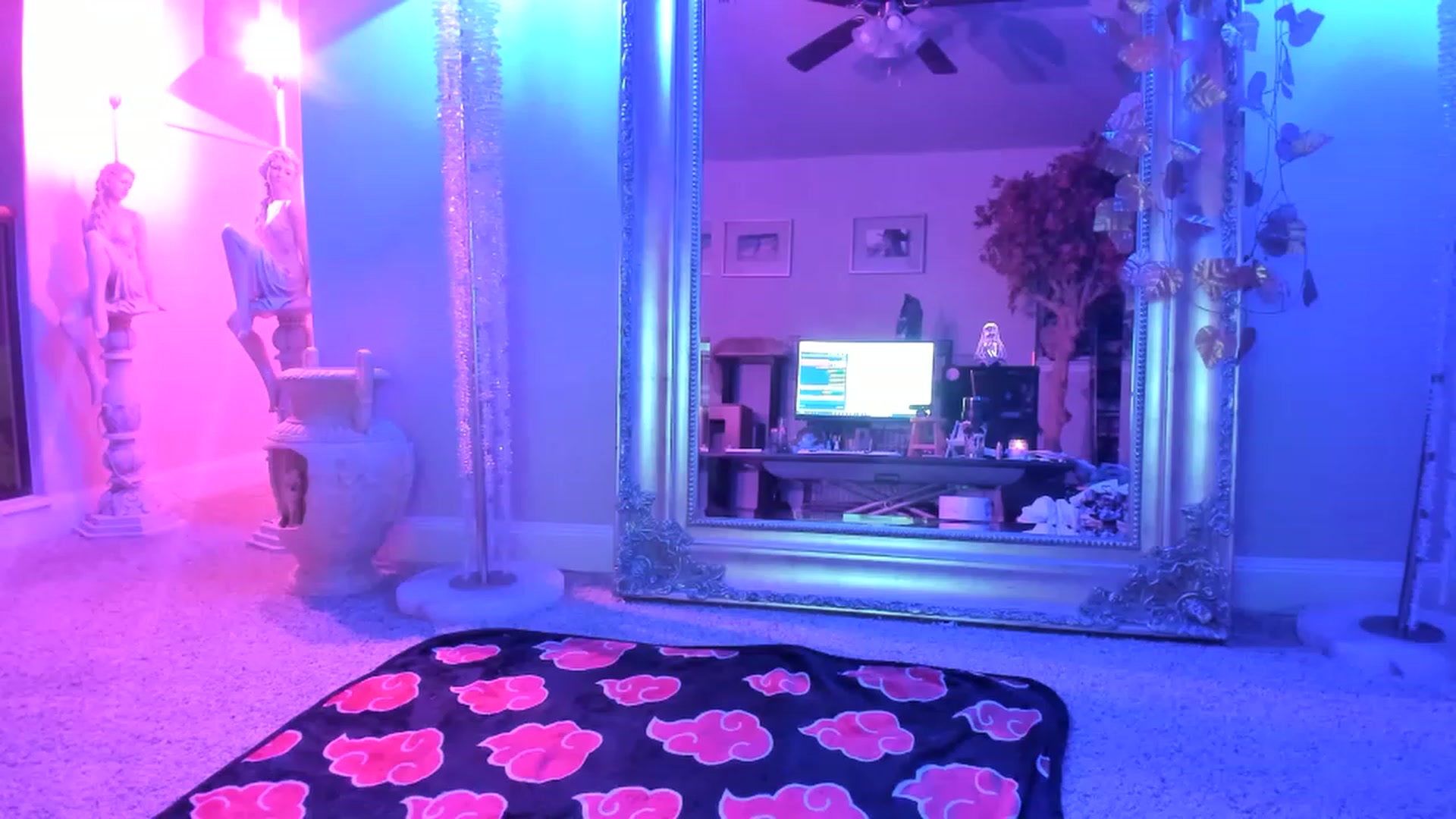Gallery image thumbnail from Serina_'s myfreecams stream on, 07/11/2023, 08:12 image 2 of 20