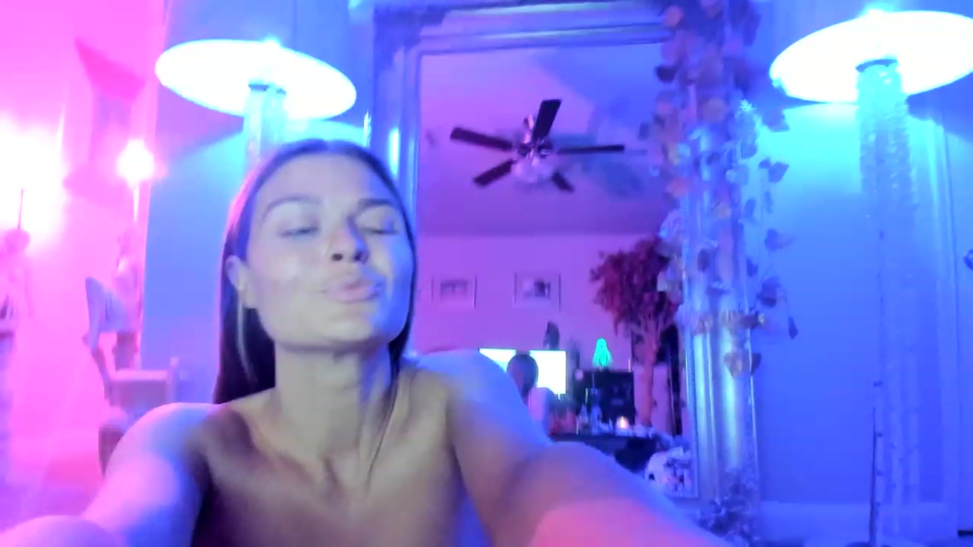 Gallery image thumbnail from Serina_'s myfreecams stream on, 07/11/2023, 08:12 image 13 of 20