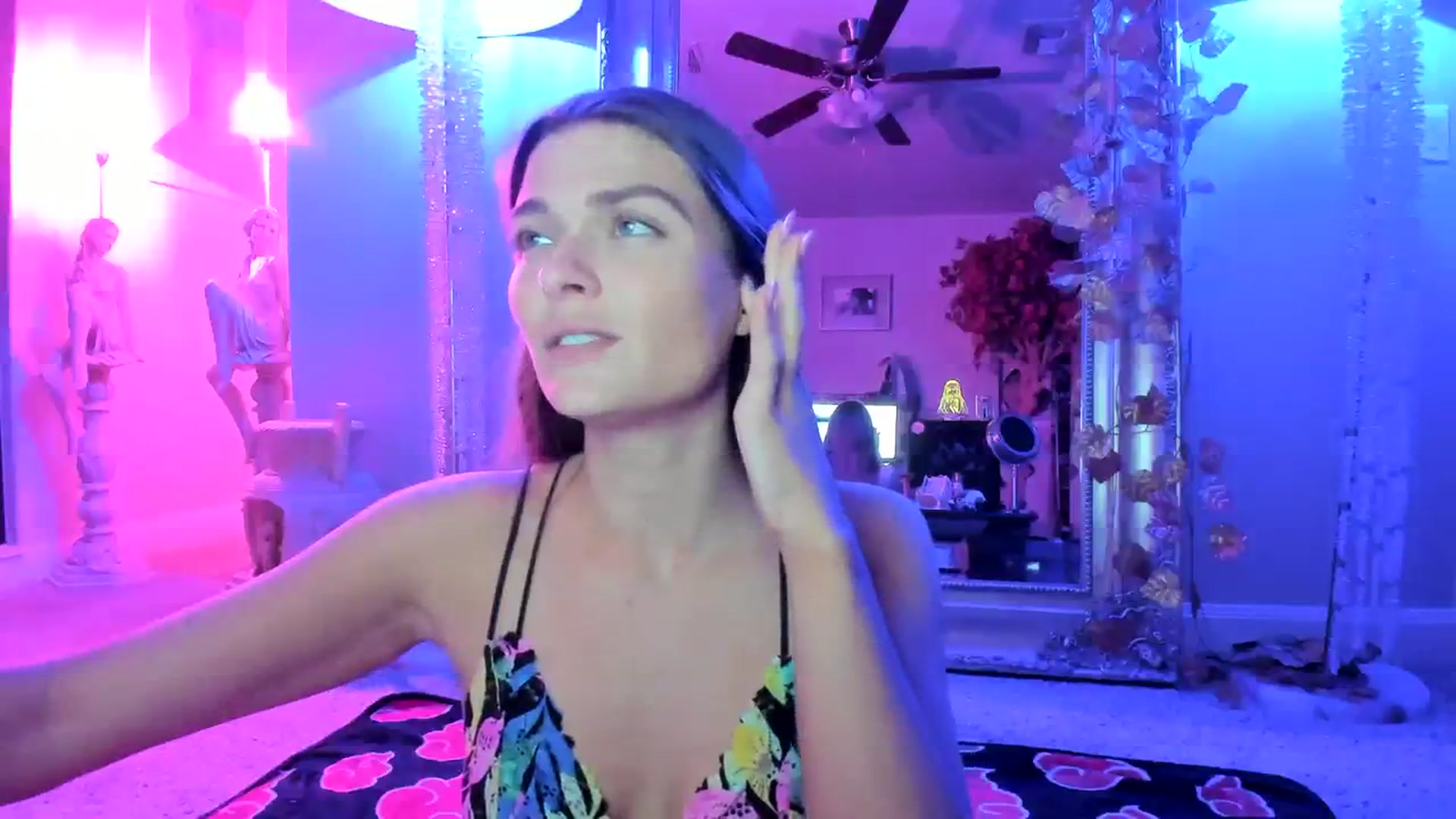 Gallery image thumbnail from Serina_'s myfreecams stream on, 07/25/2023, 08:02 image 11 of 20