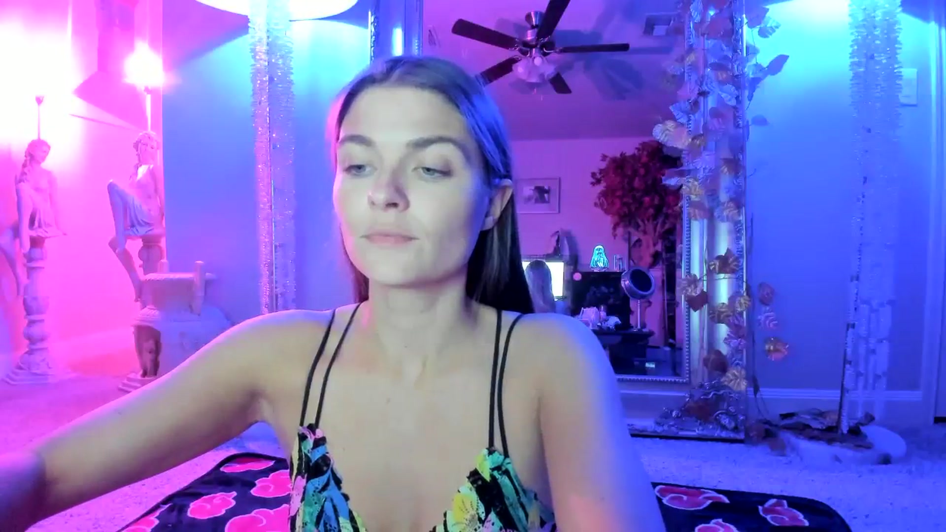 Gallery image thumbnail from Serina_'s myfreecams stream on, 07/25/2023, 08:02 image 2 of 20